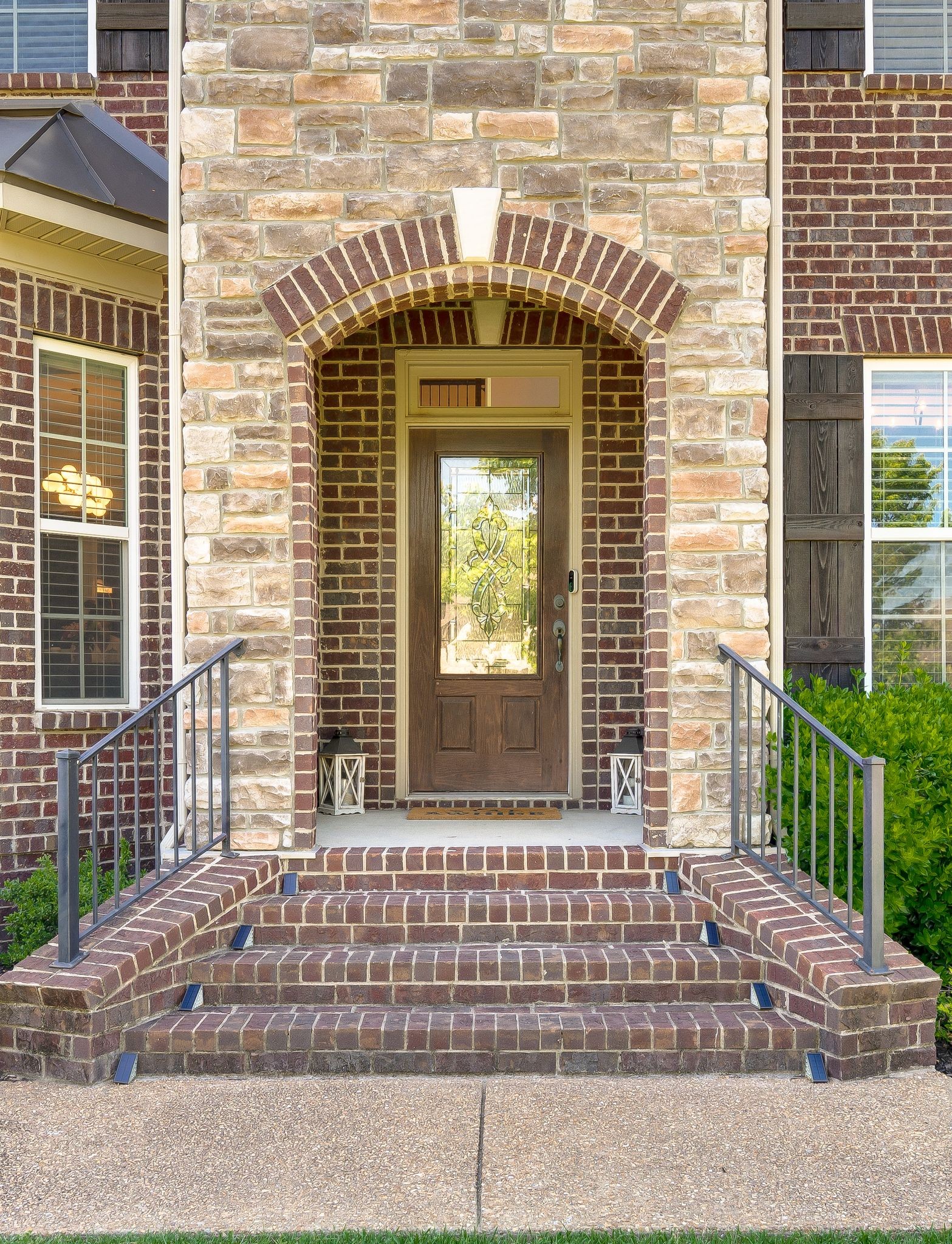 1241 Plumeria Pl