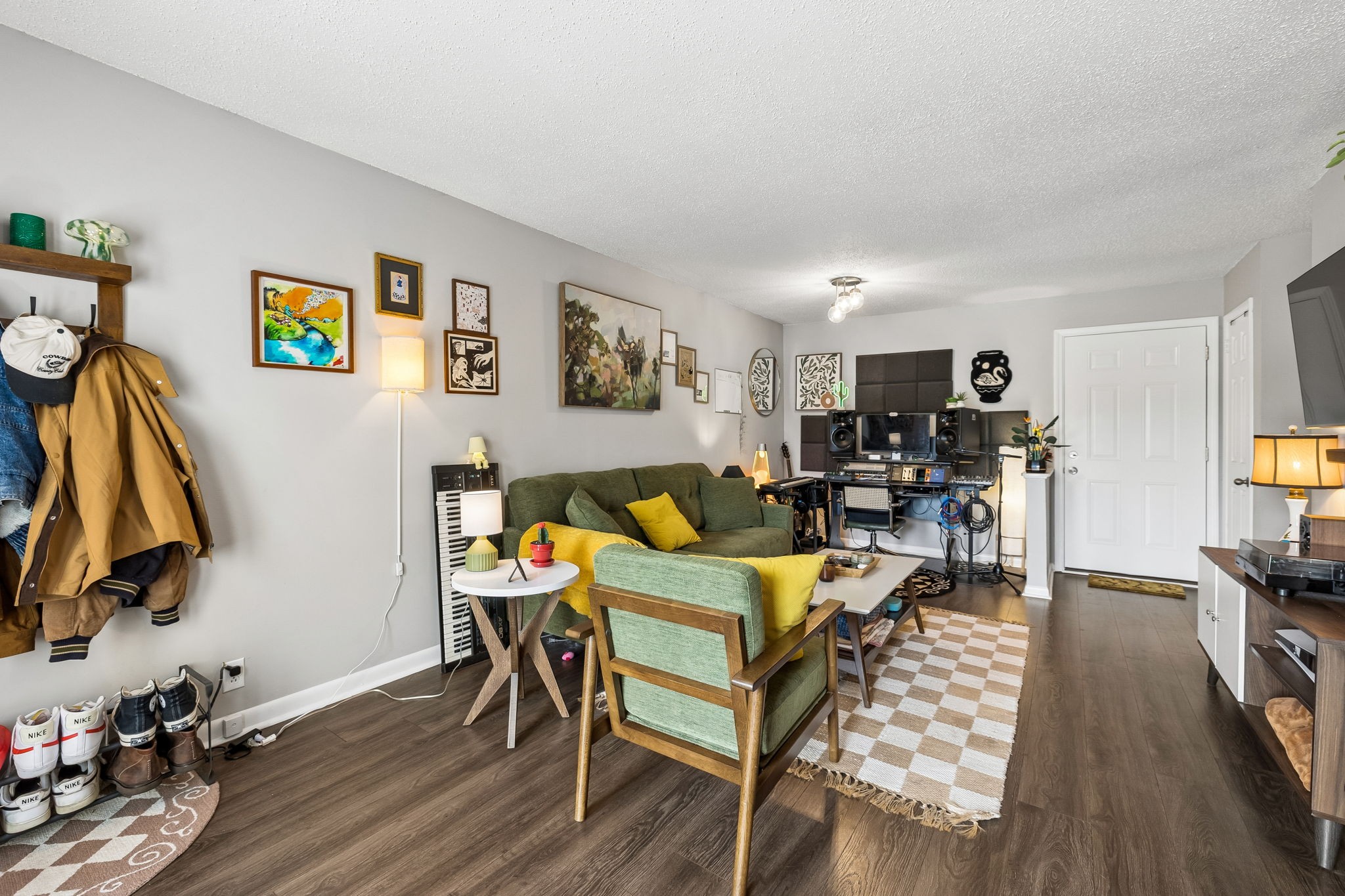 6680 Charlotte Pike C-8