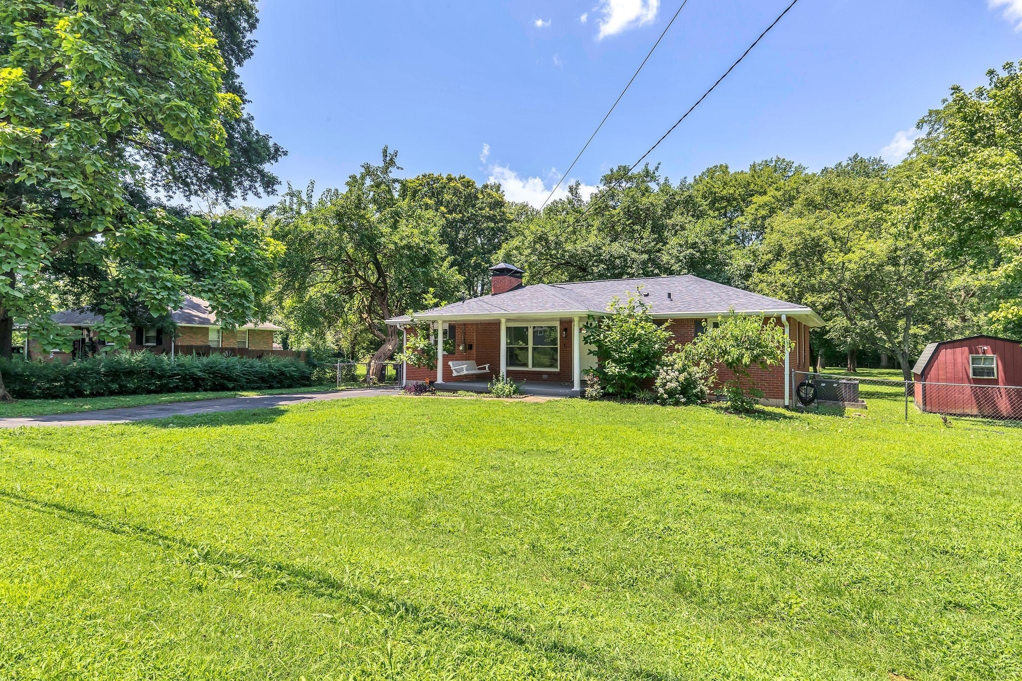 457 Ewing Ln