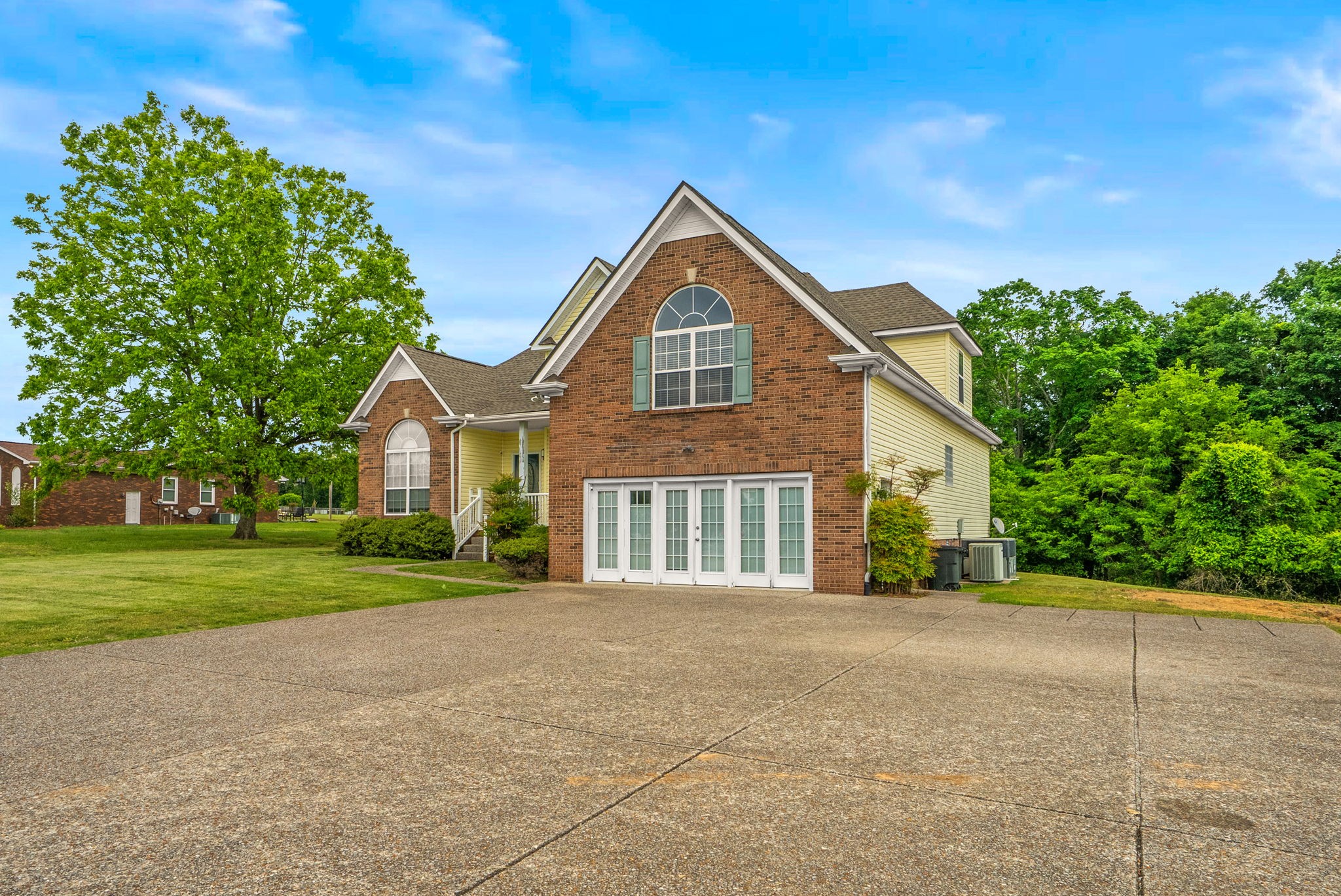 813 Shun Pike