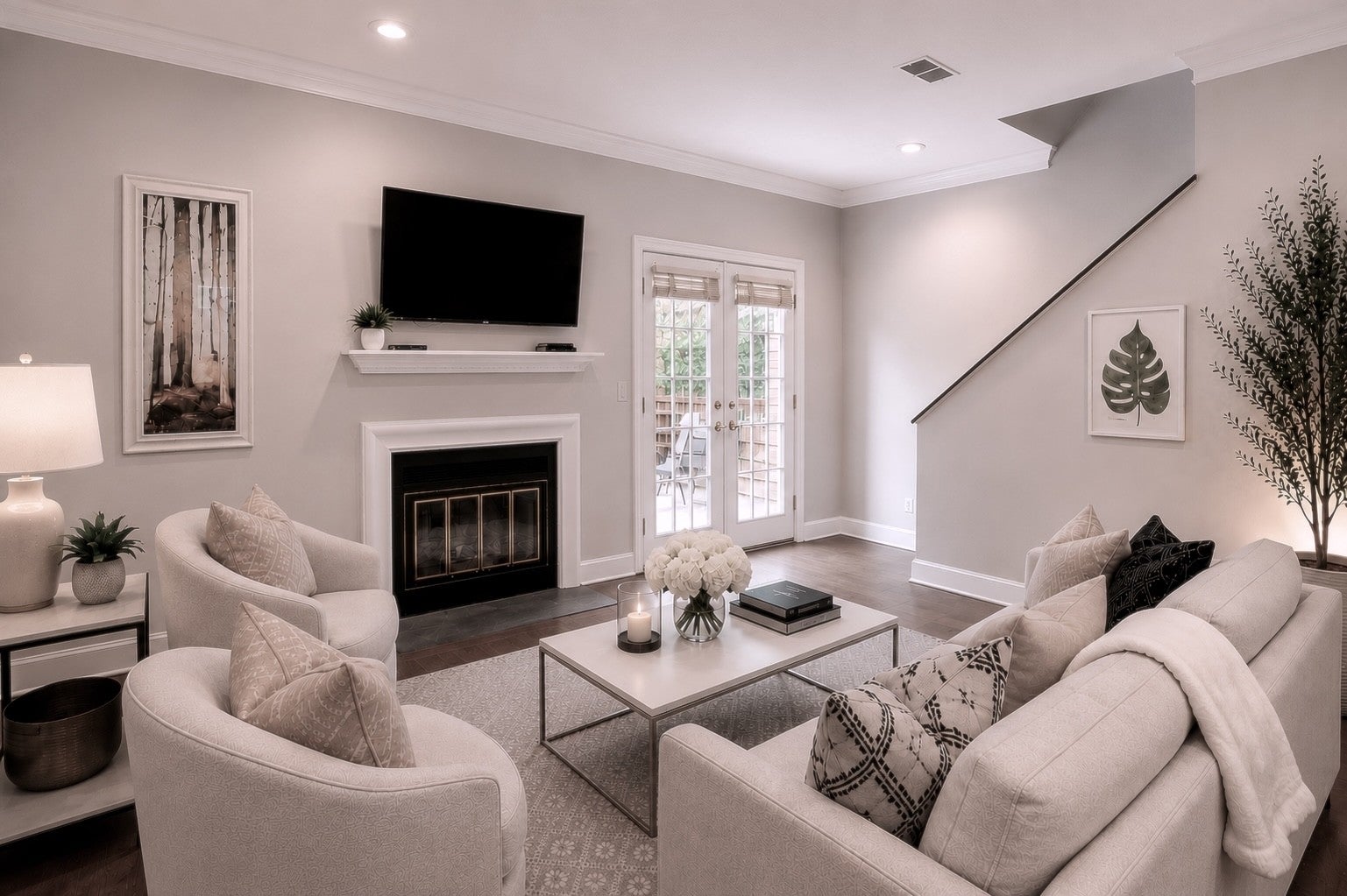 3110 W End Cir 2