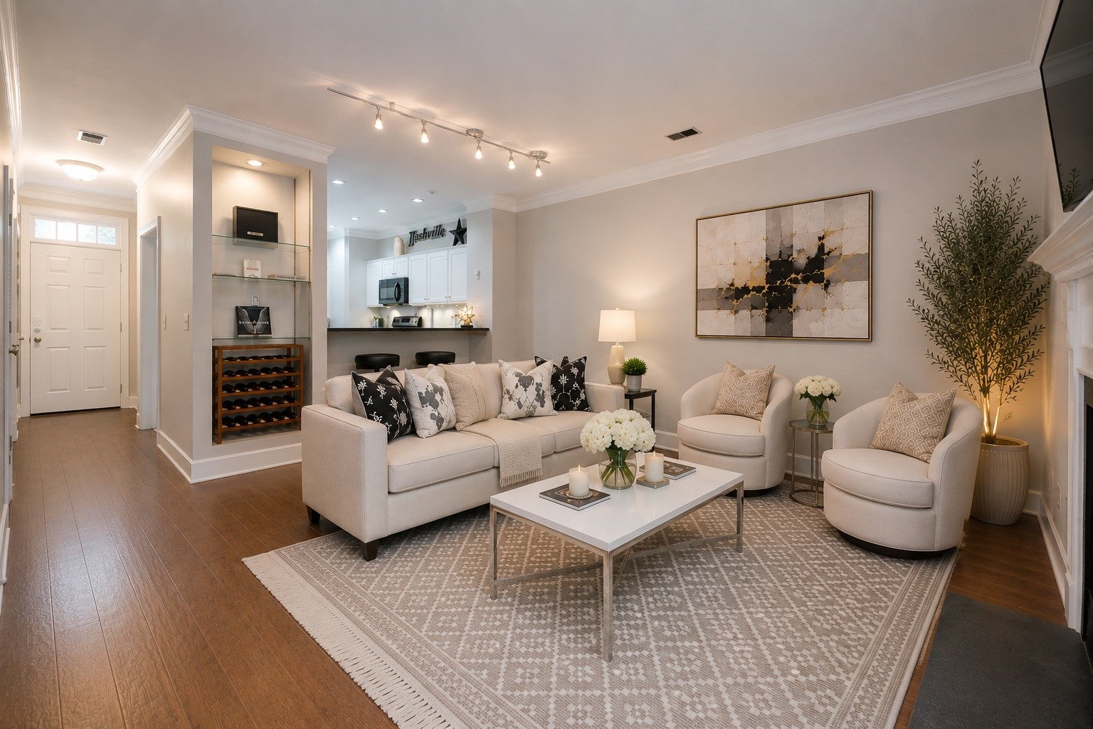 3110 W End Cir 2