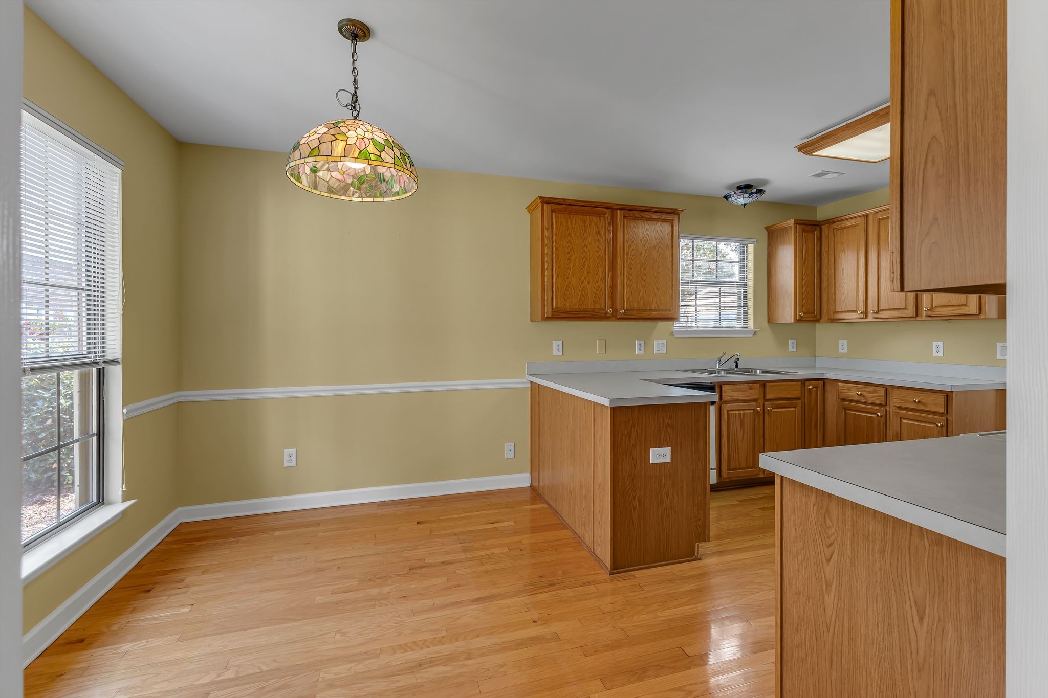 6018 Sunrise Cir