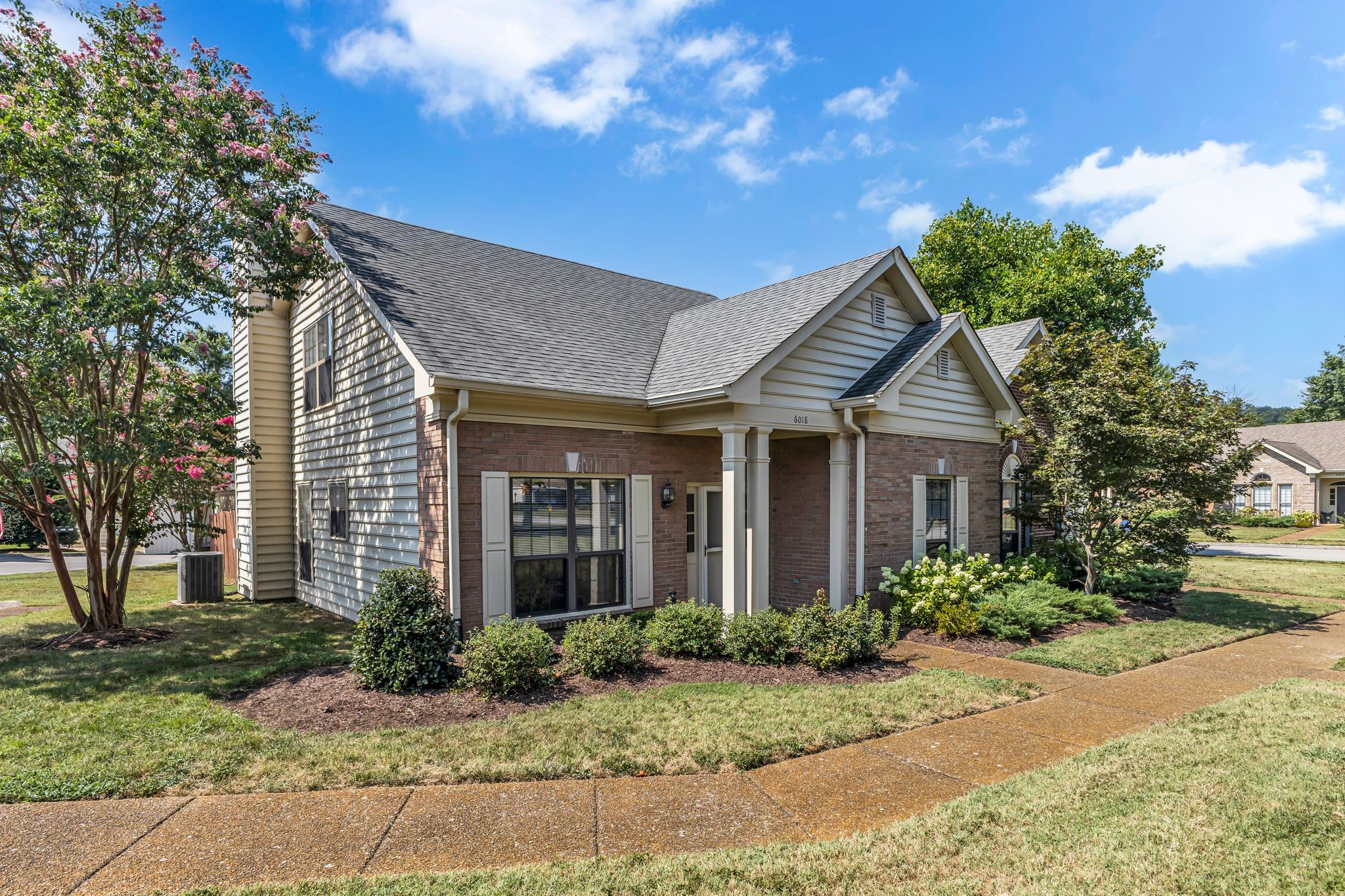 6018 Sunrise Cir
