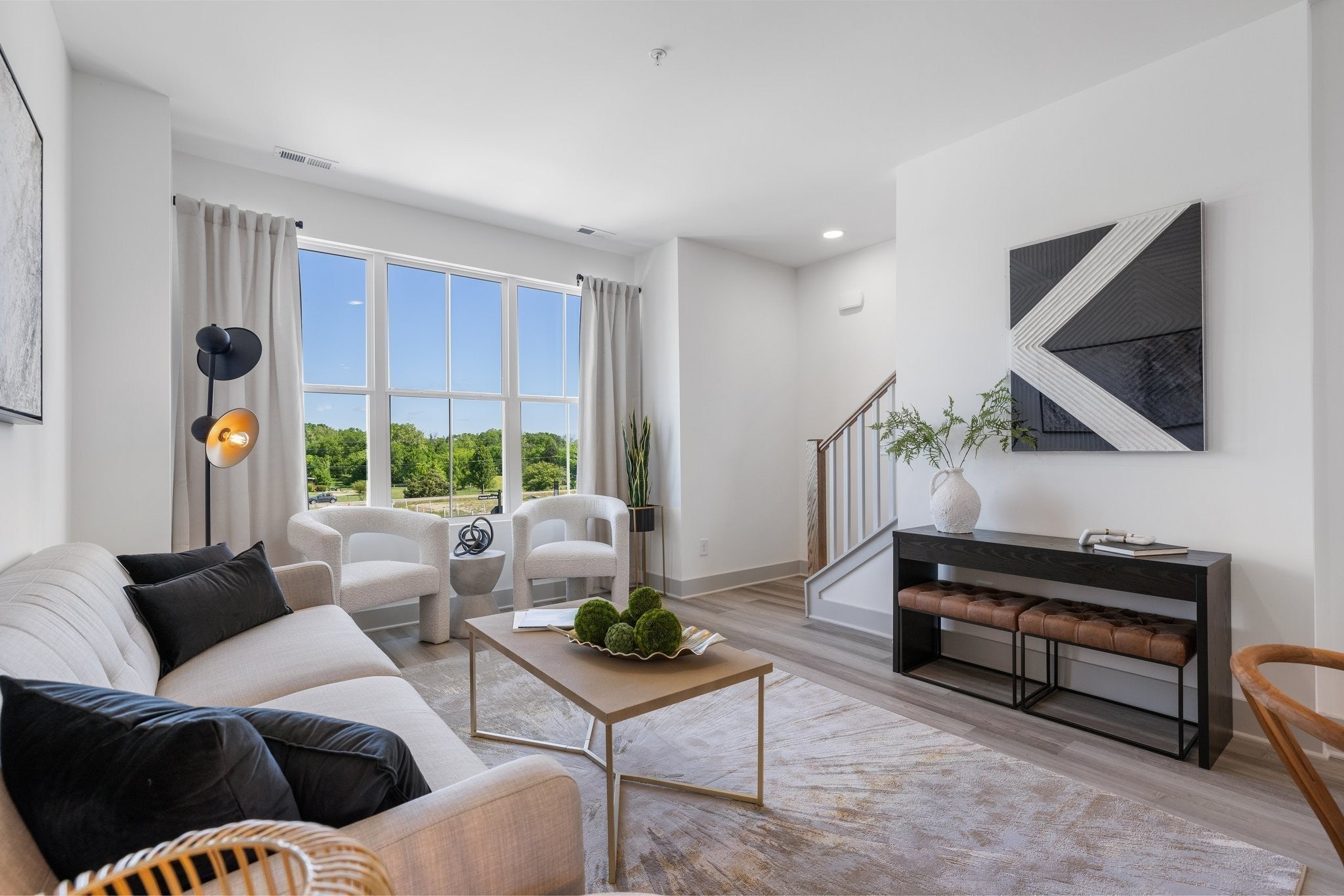 903 Harper Lndg