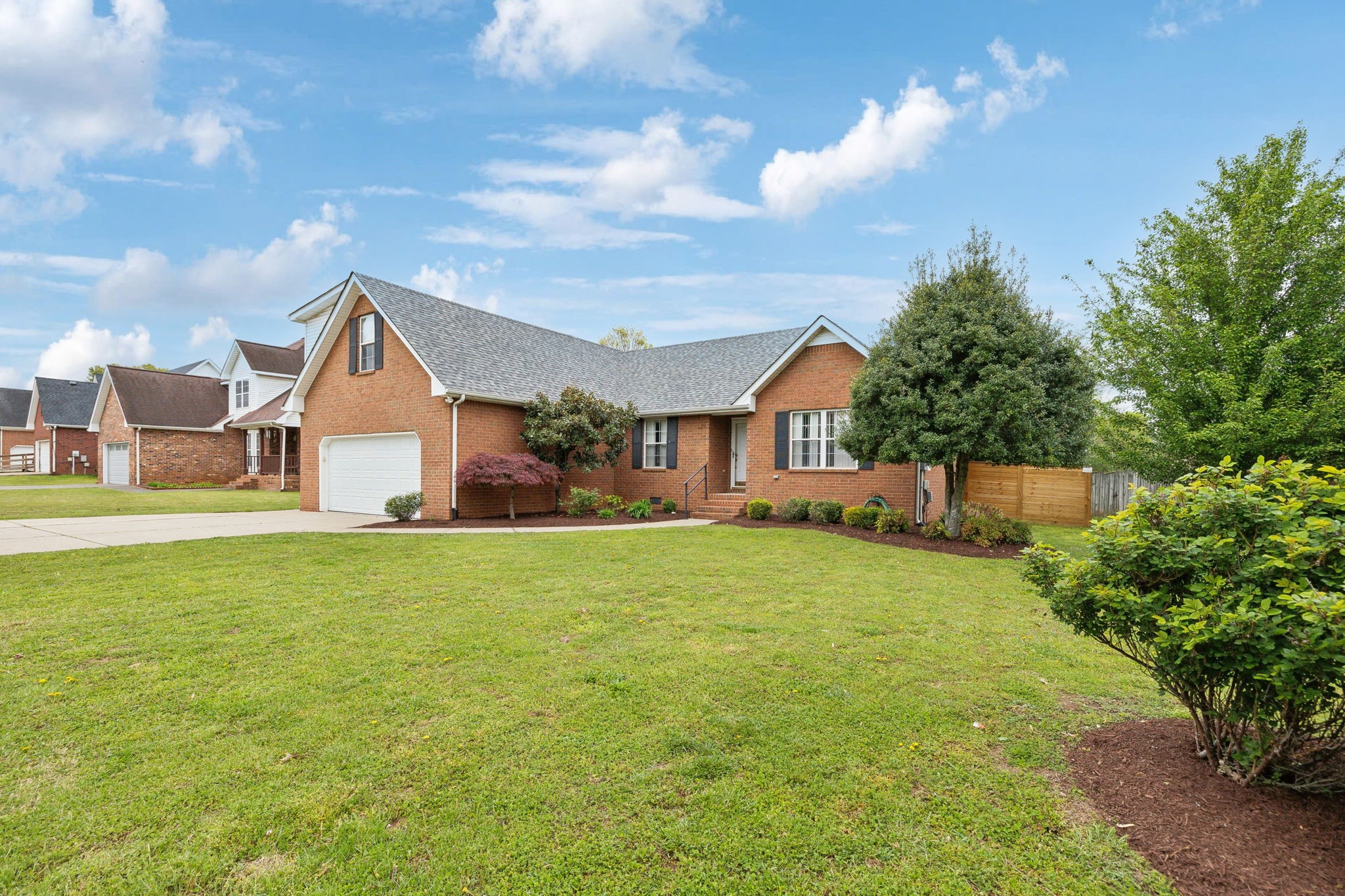2431 Mission Ridge Dr