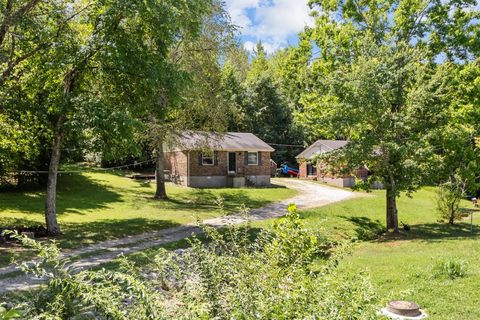 133 Schrader Heights Dr Dickson TN 37055