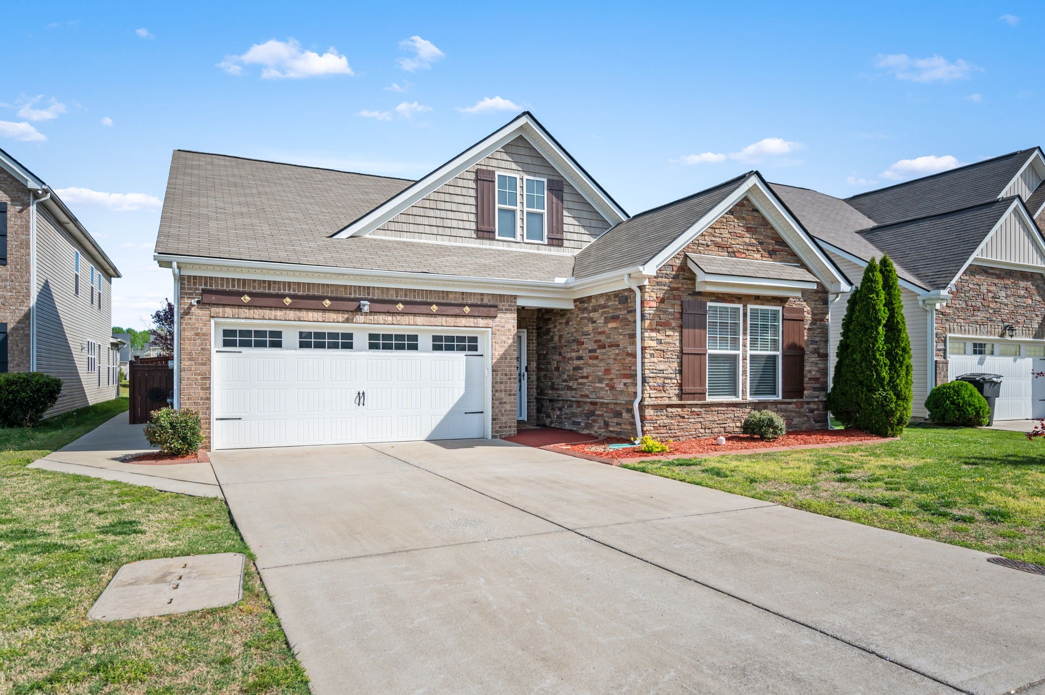 3328 Milkweed Dr