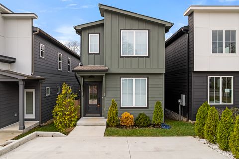 2120A Burns St Nashville TN 37216