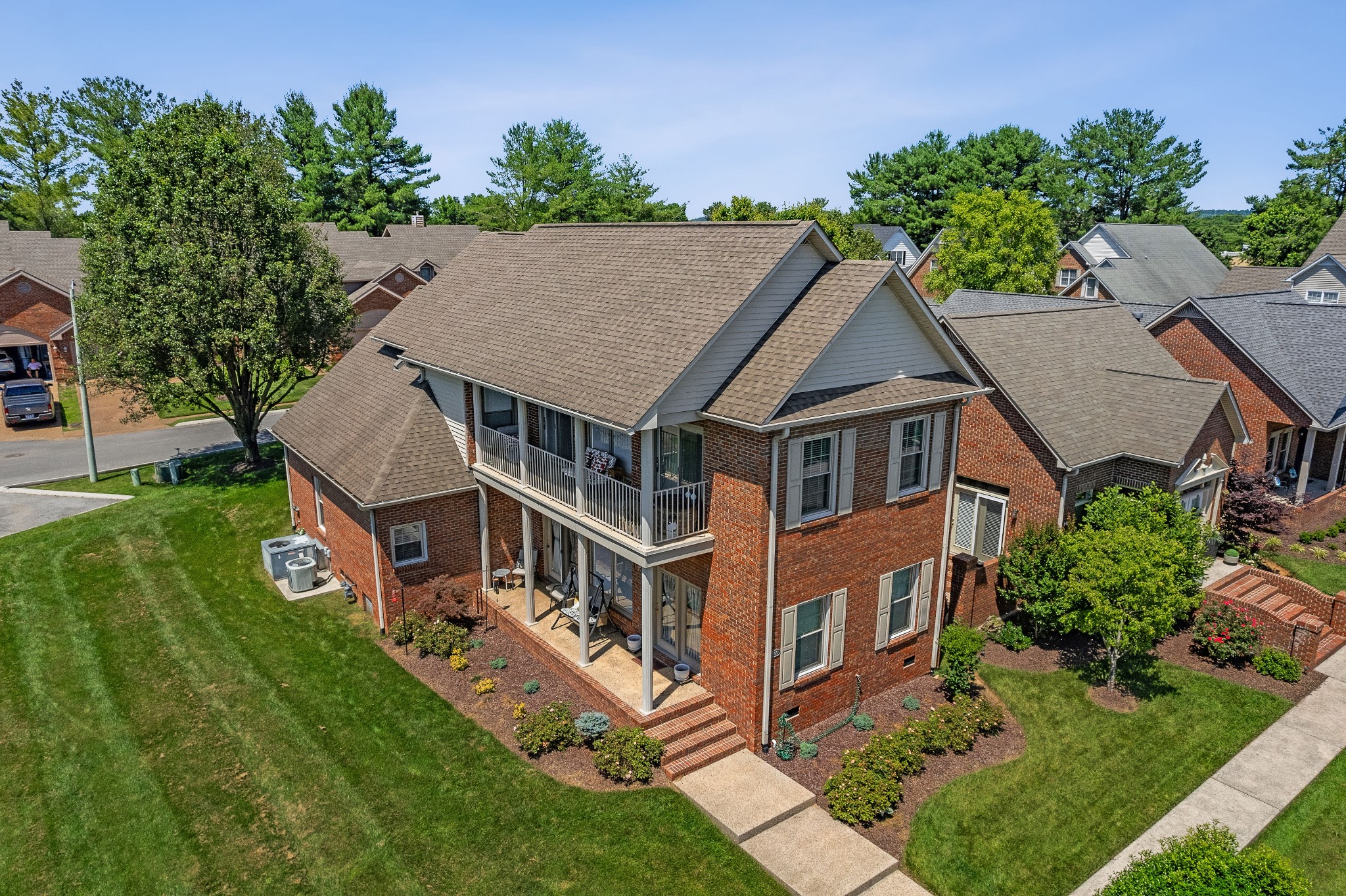 1700 Fairway Dr