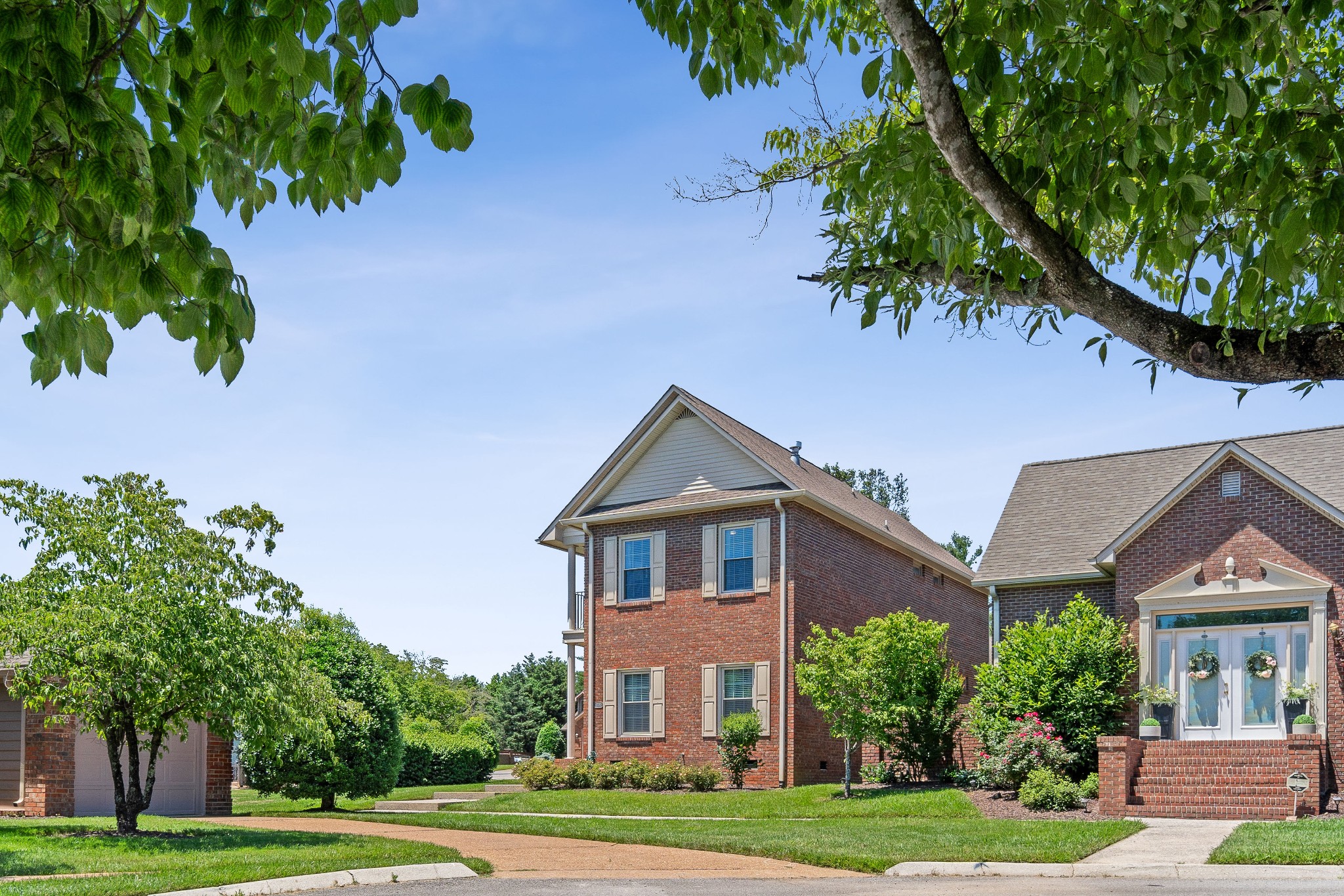 1700 Fairway Dr