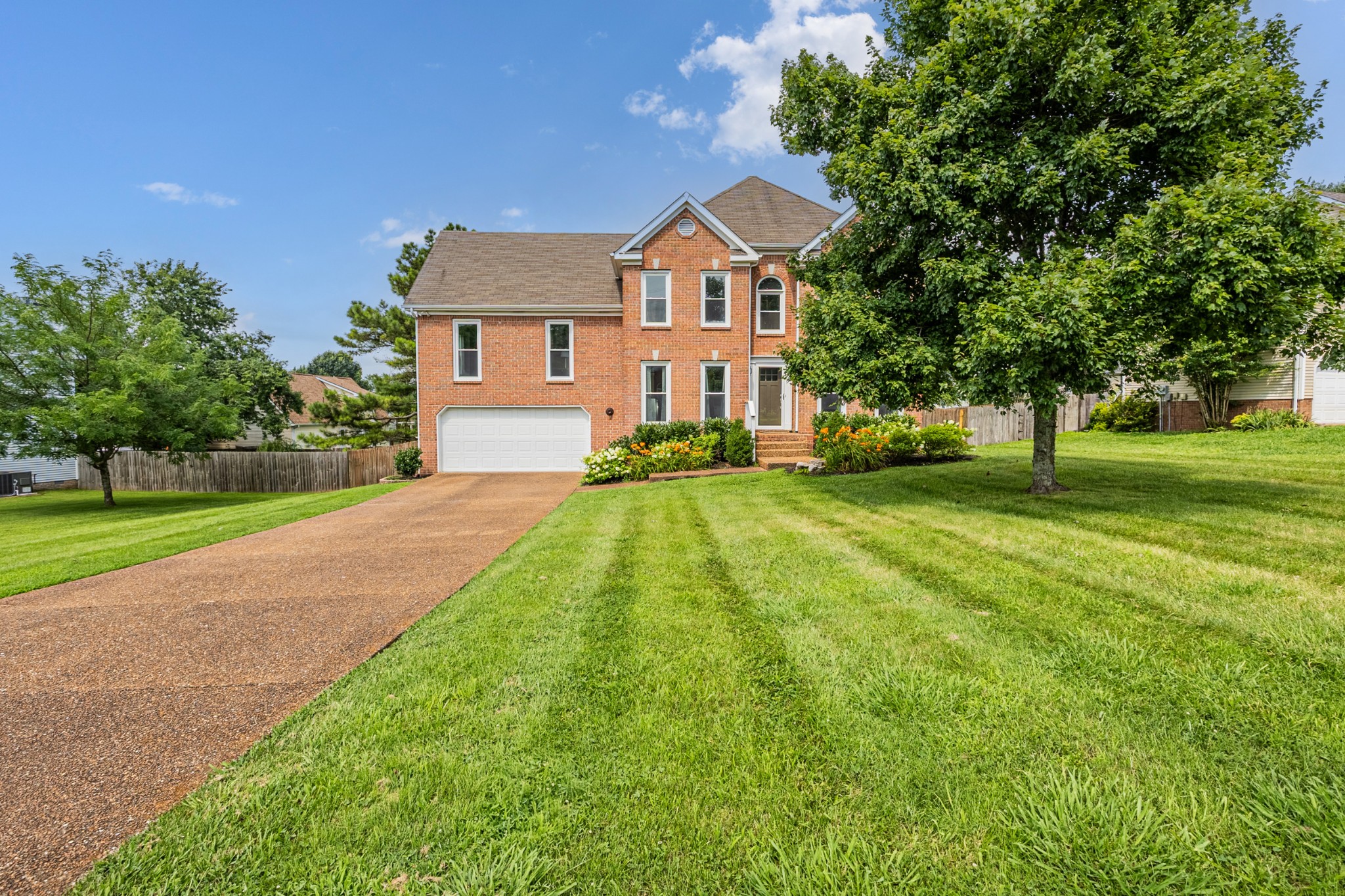 2795 Iroquois Dr