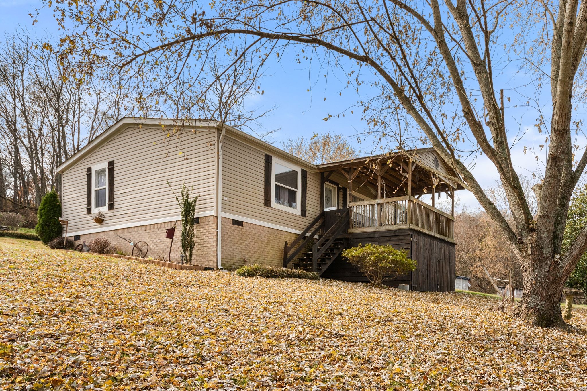 1892 Preacher Holt Rd