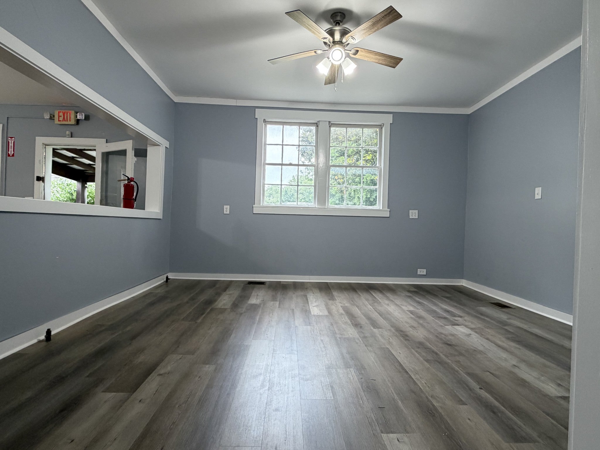 432 E Main St