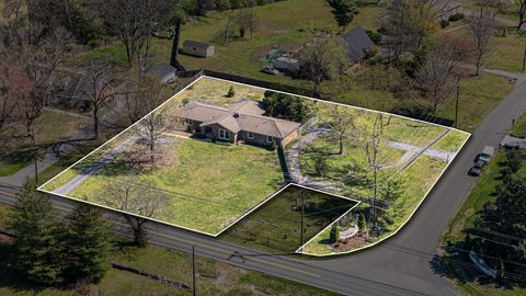 518 Wilson Pike Brentwood TN 37027