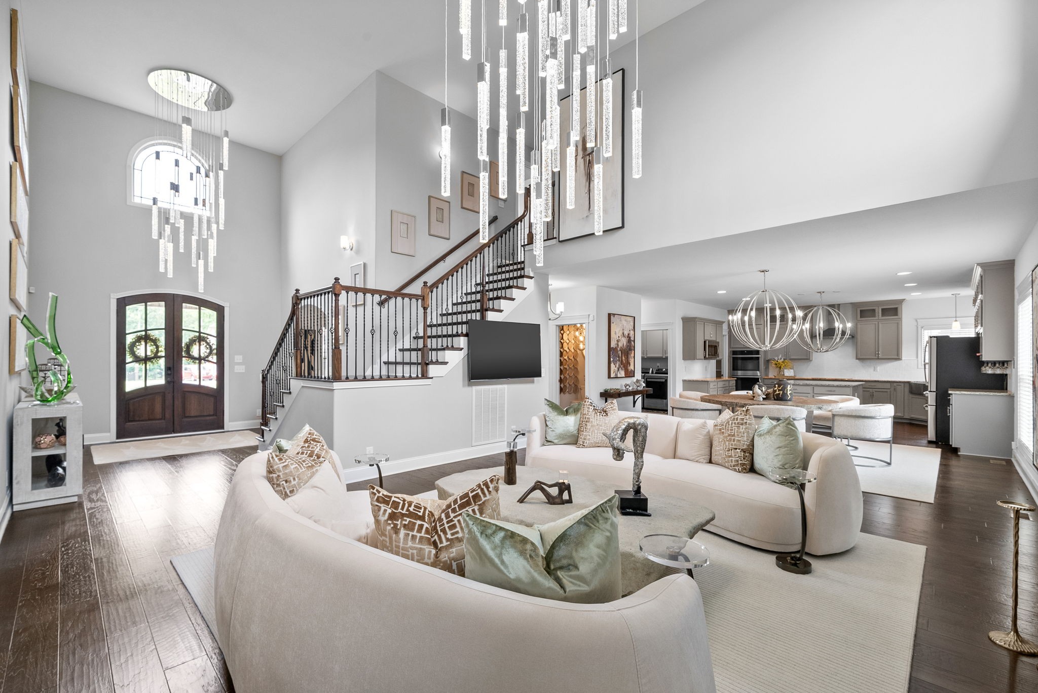 Clarksville, Tennessee 37042, United States, 5 Bedrooms Bedrooms, ,4 BathroomsBathrooms,Residential,Active,151466