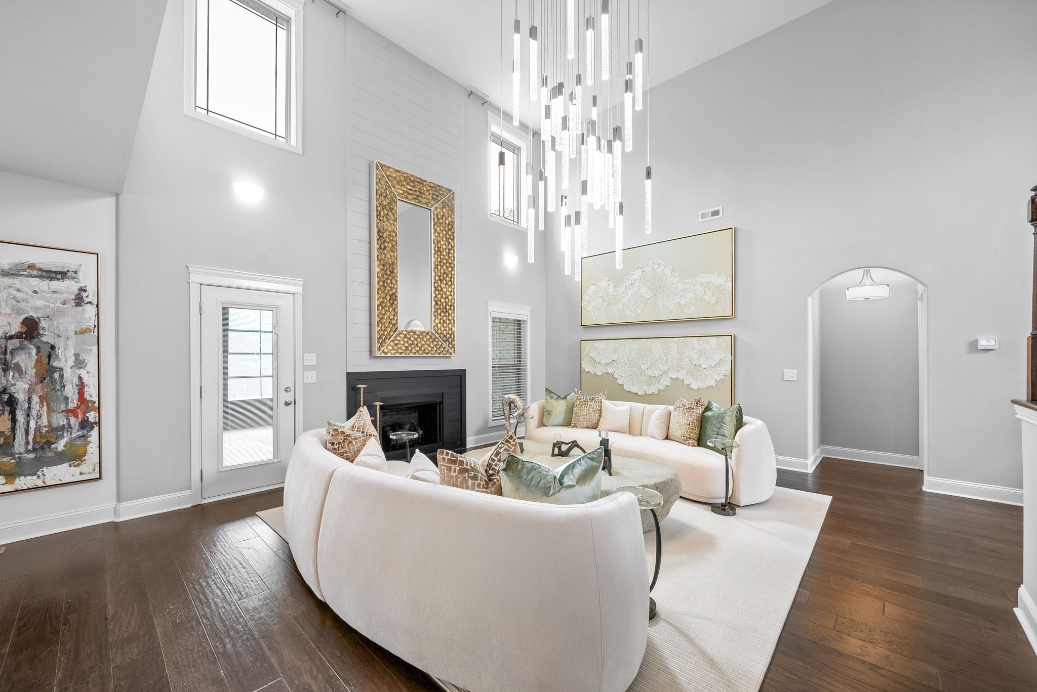 Clarksville, Tennessee 37042, United States, 5 Bedrooms Bedrooms, ,4 BathroomsBathrooms,Residential,Active,151466