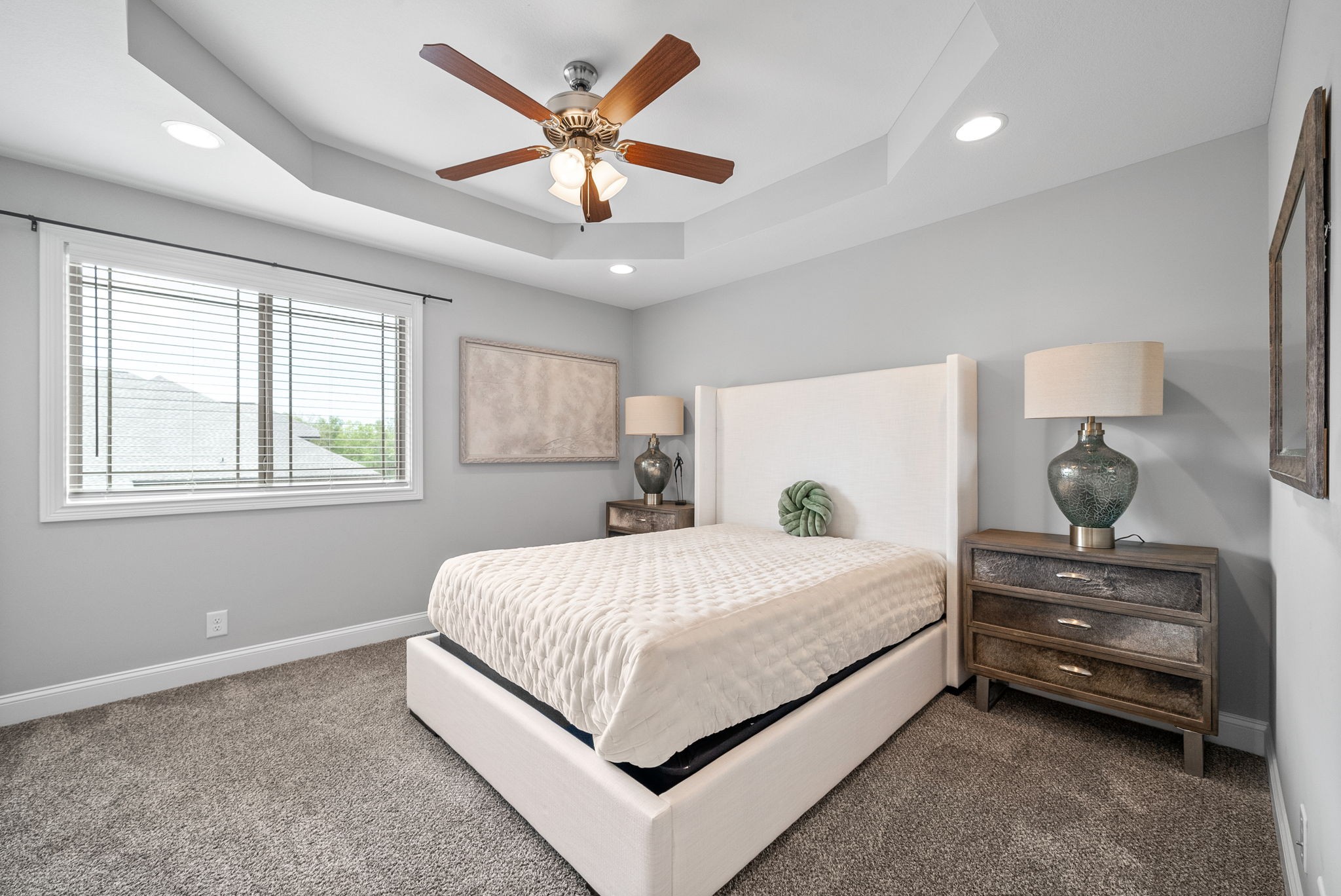 Clarksville, Tennessee 37042, United States, 5 Bedrooms Bedrooms, ,4 BathroomsBathrooms,Residential,Active,151466