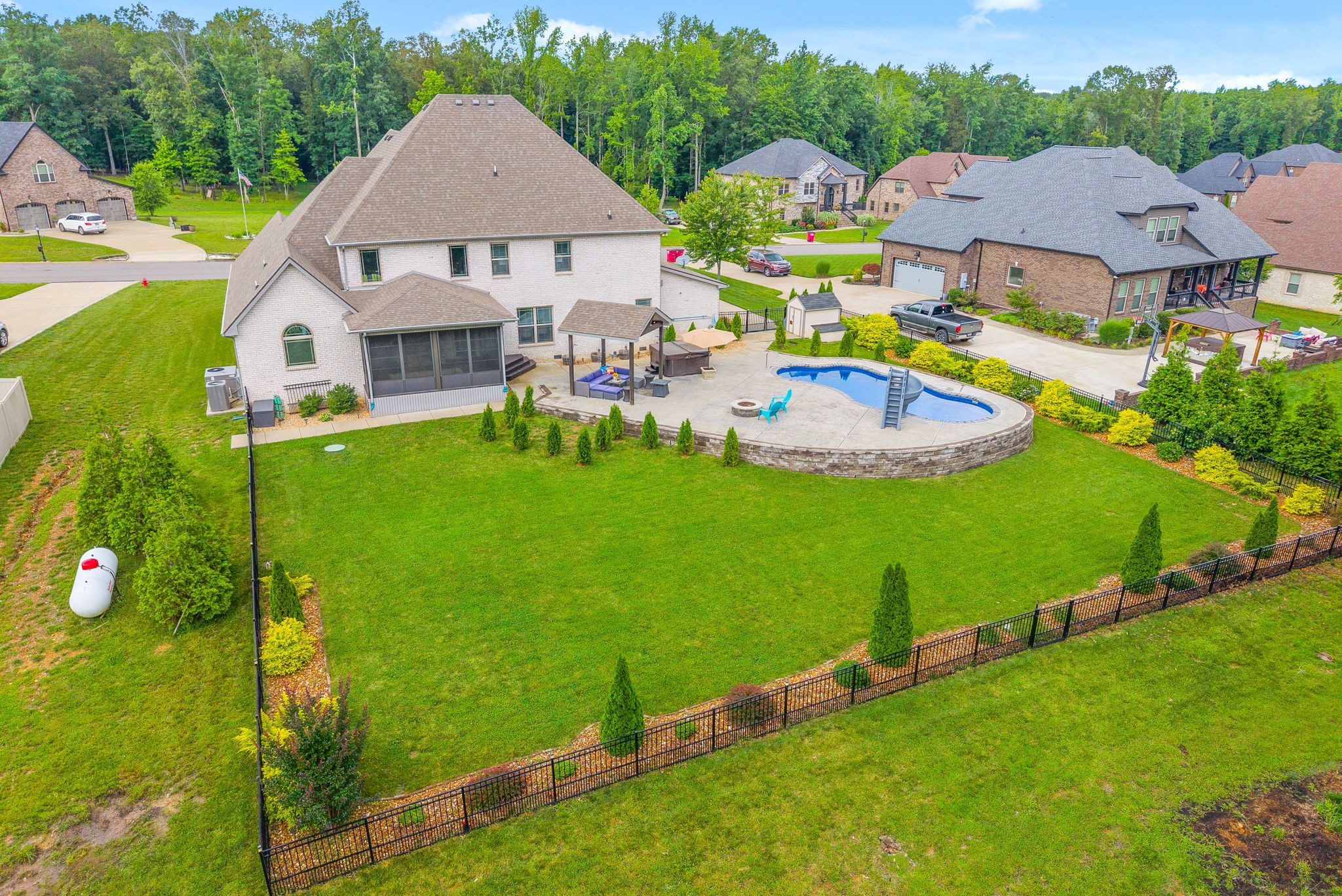 1150 Reda Dr