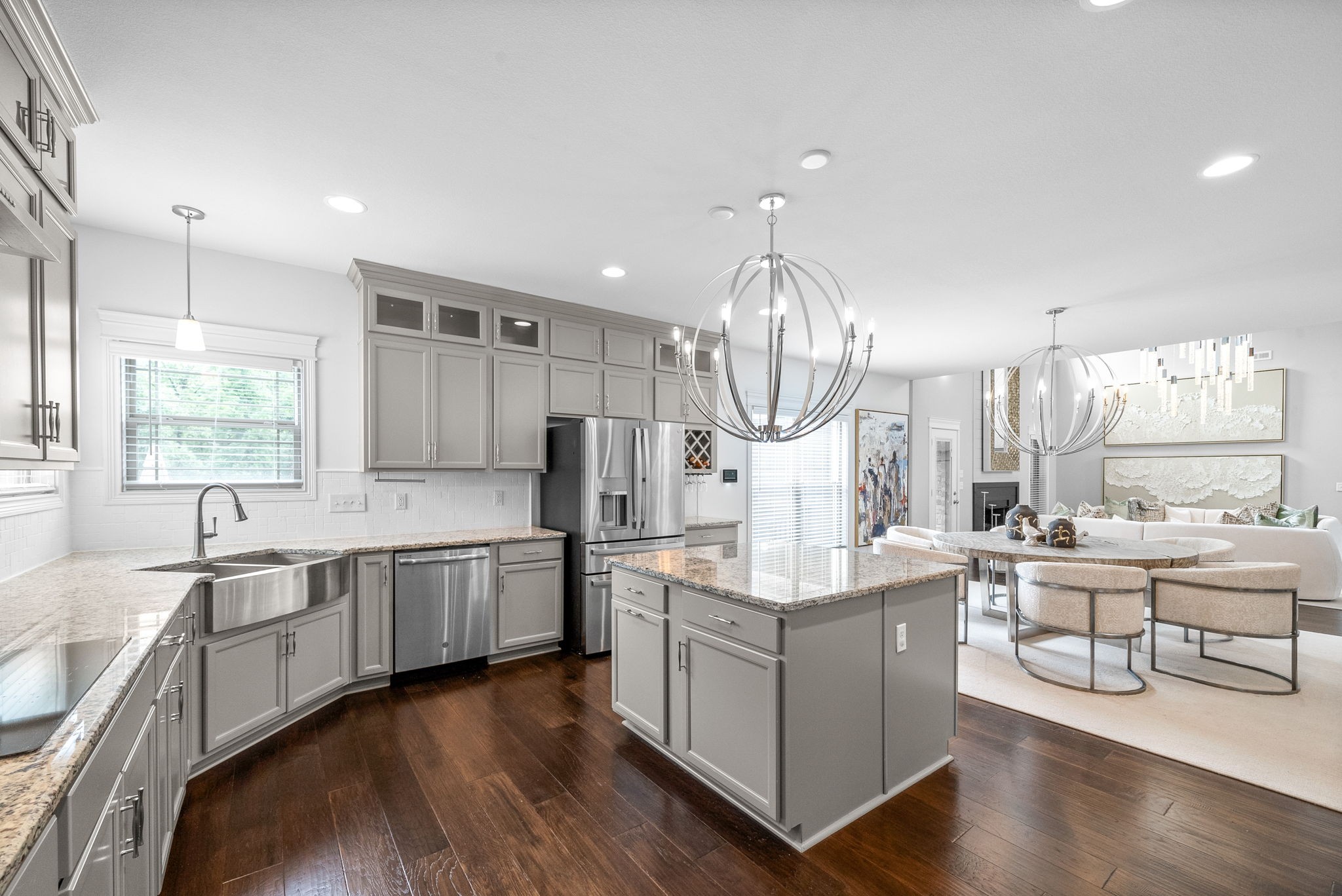 Clarksville, Tennessee 37042, United States, 5 Bedrooms Bedrooms, ,4 BathroomsBathrooms,Residential,Active,151466