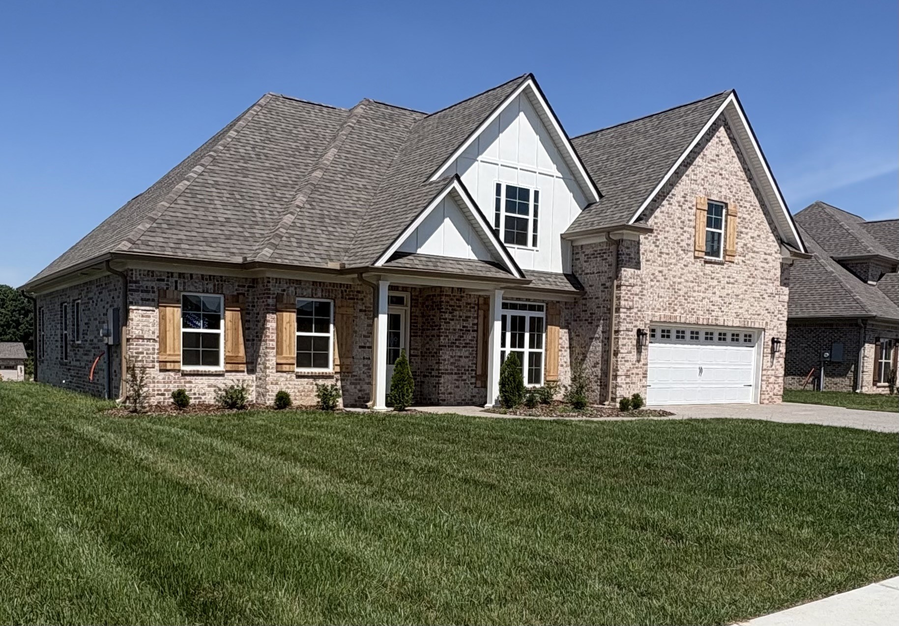 923 Licinius Ln