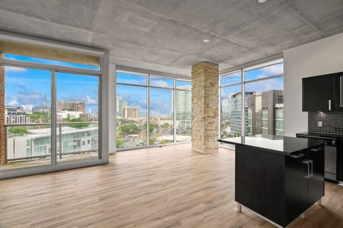 Photo of 600 12th Ave S #1101, Nashville, TN 37203 (MLS # 3527328)