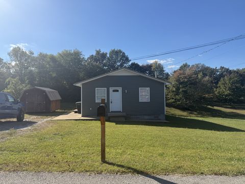 Photo of 316 Talley St, Hohenwald, TN 38462 (MLS # 3015715)