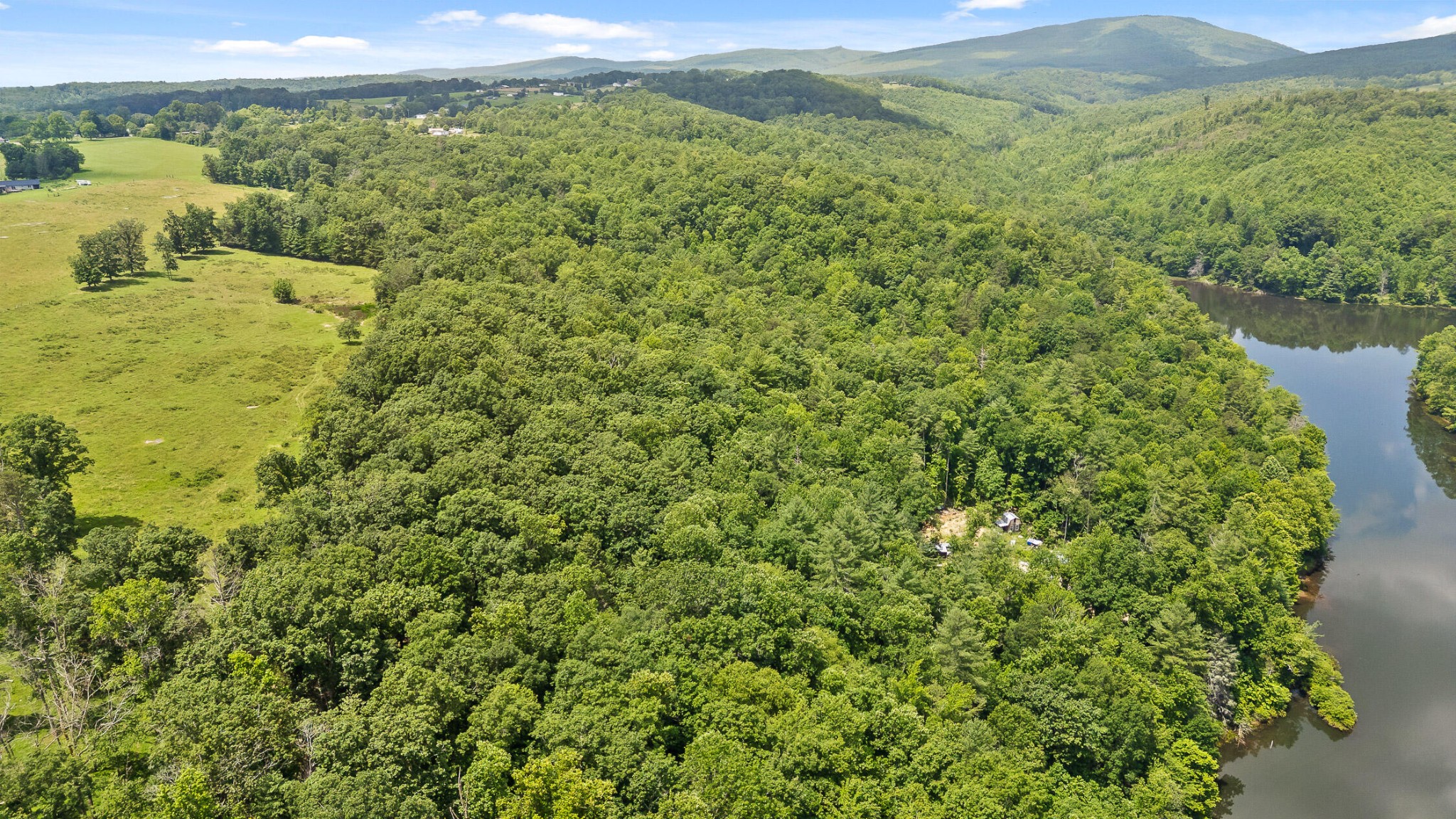 279 Bear Den Trail