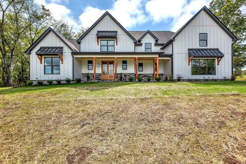 1040 Burnt House Rd Lebanon TN 37090