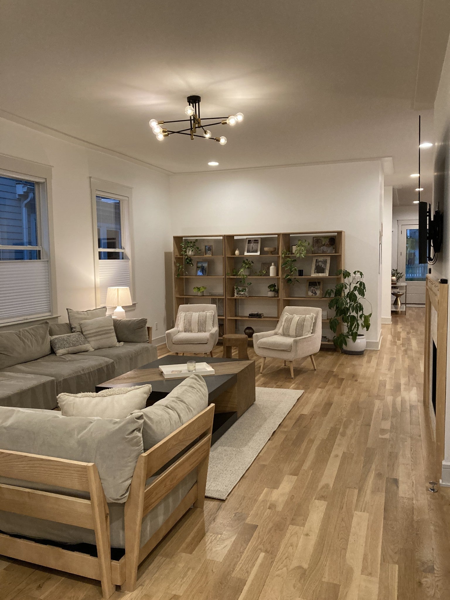 2018 10th Ave S