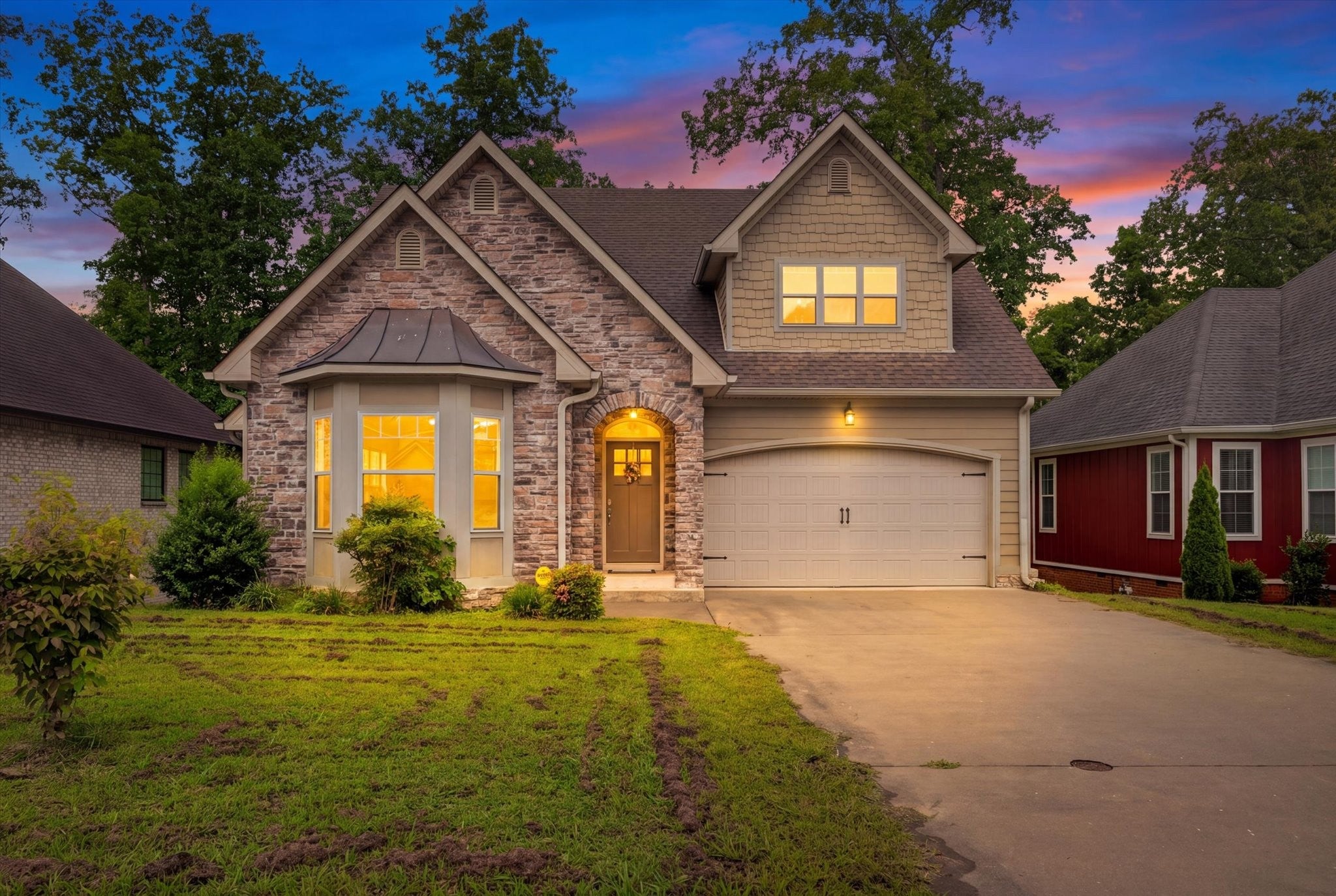 232 Birnam Wood Trce