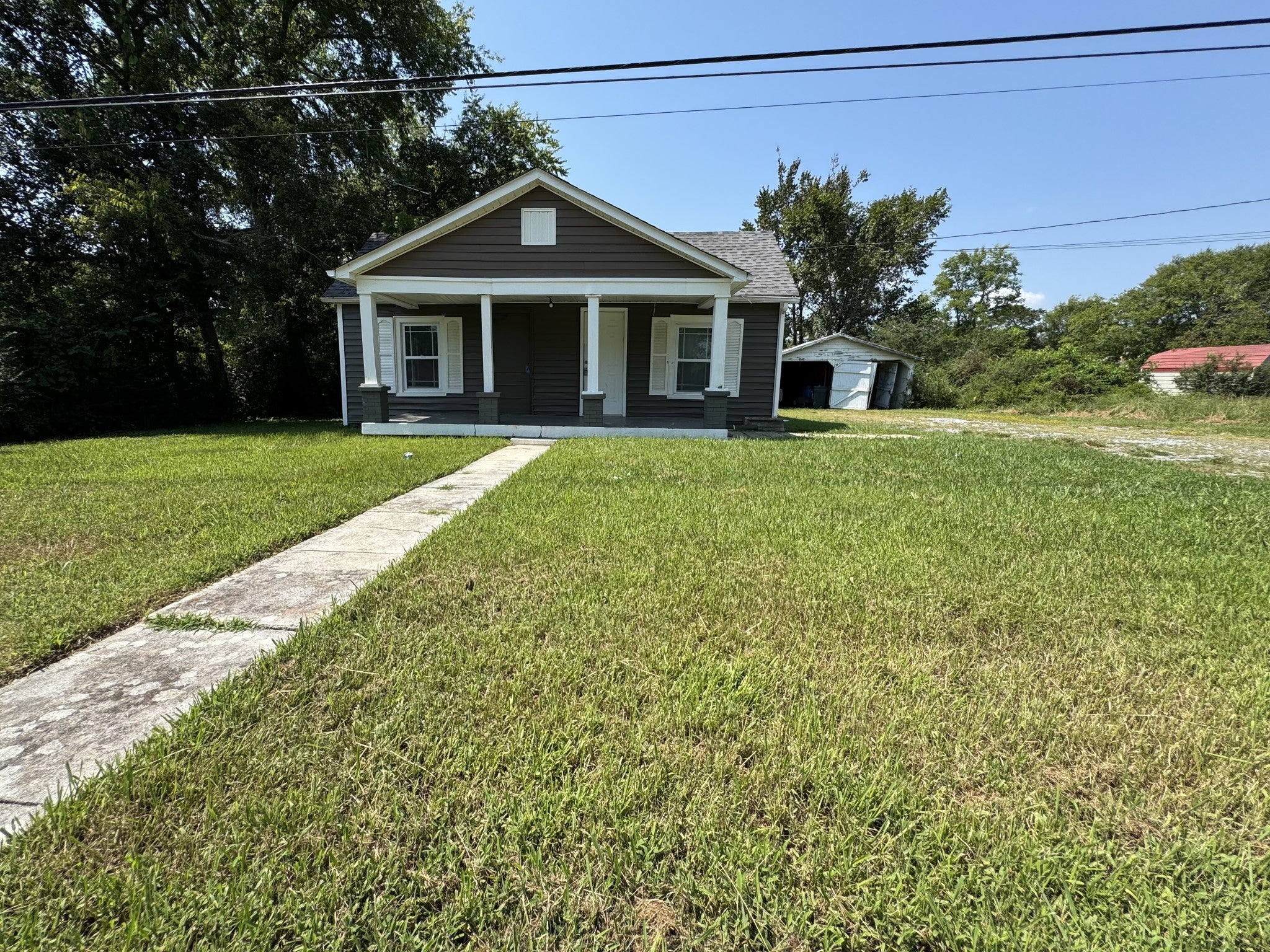 1376 Rutledge Ln
