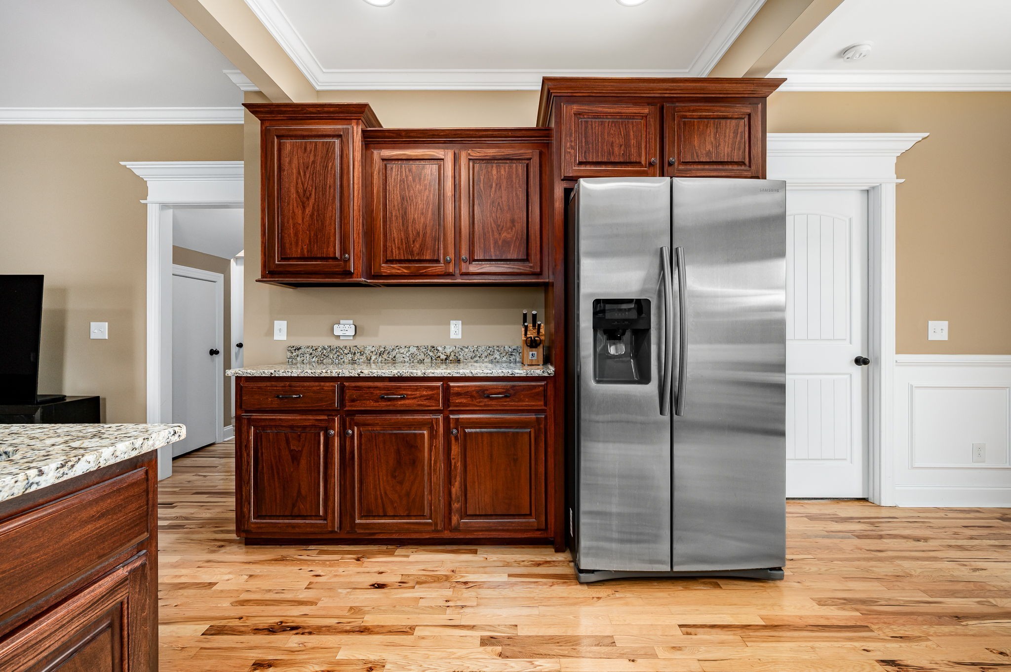 2816 Lightning Bug Dr