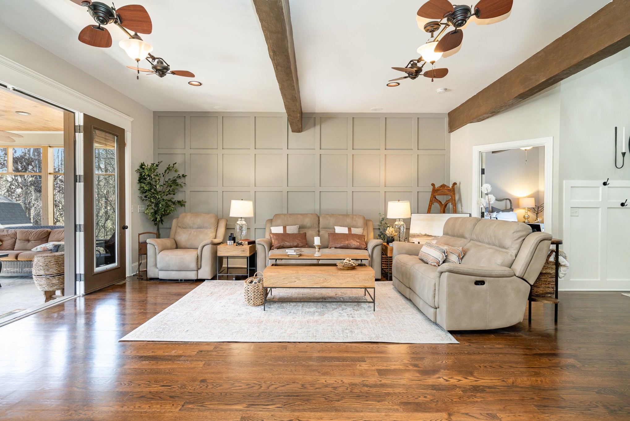 594 Lake Haven Dr