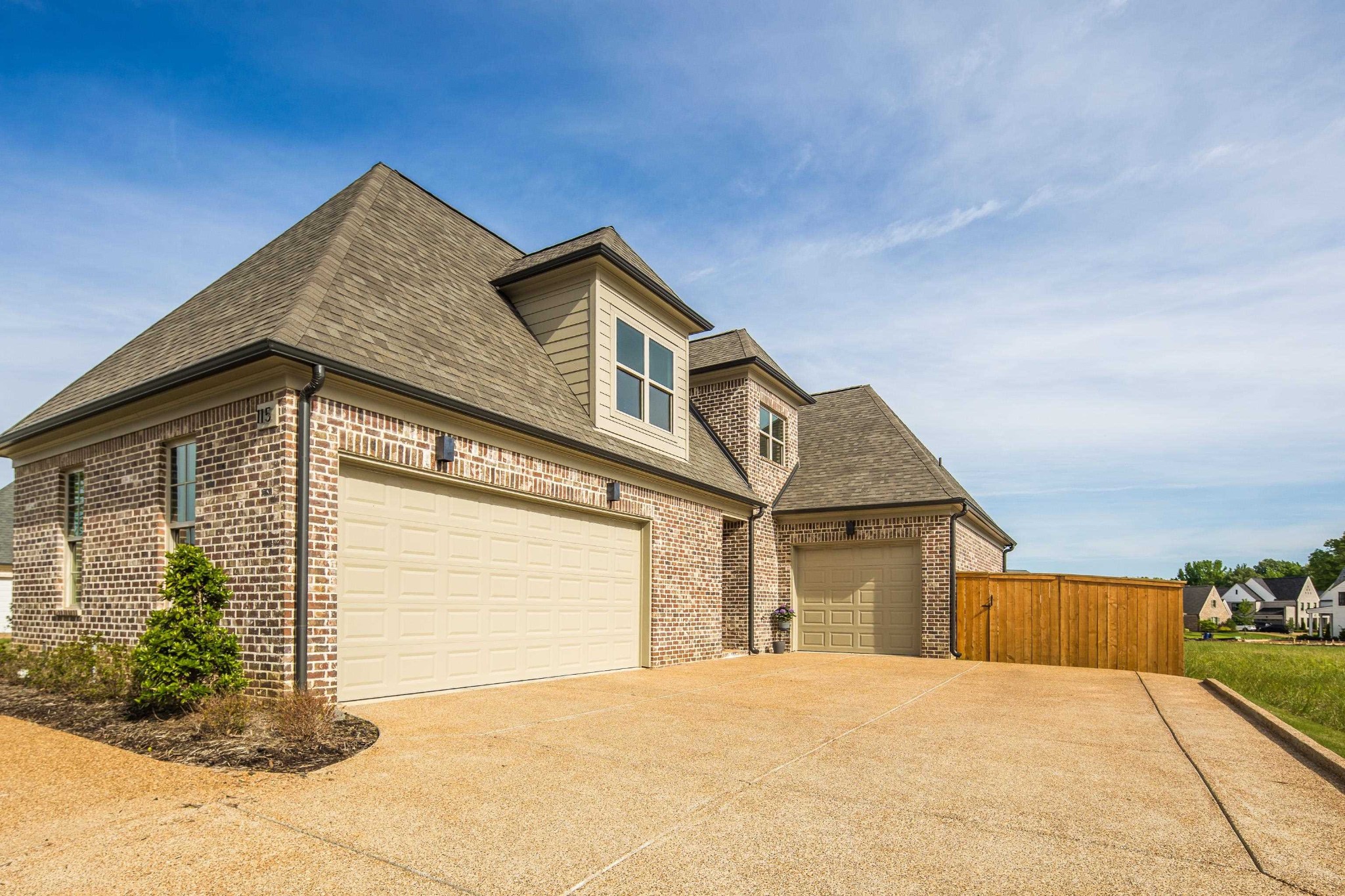 115 PIPER HOLLOW DR