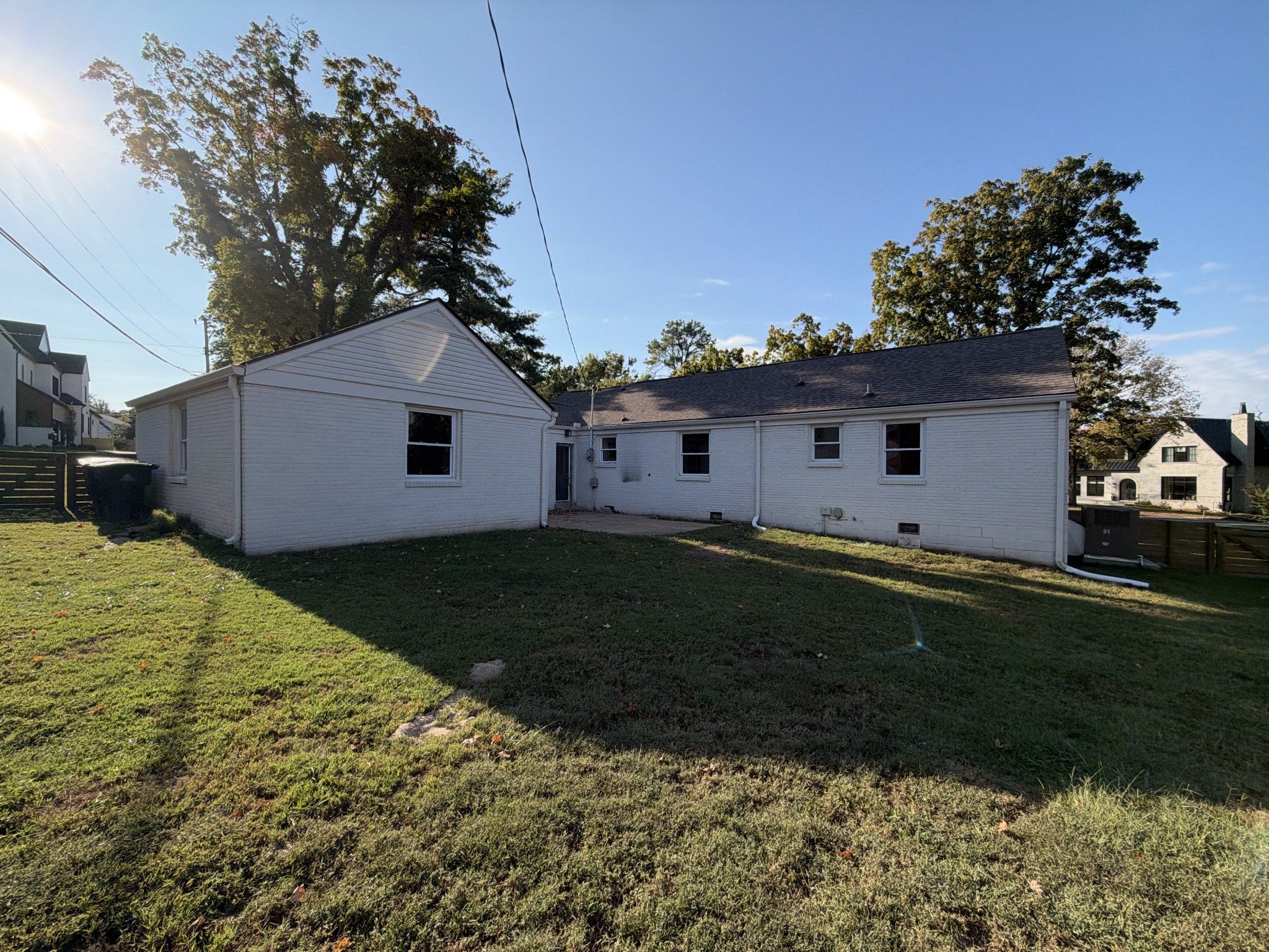 909 Tower Pl