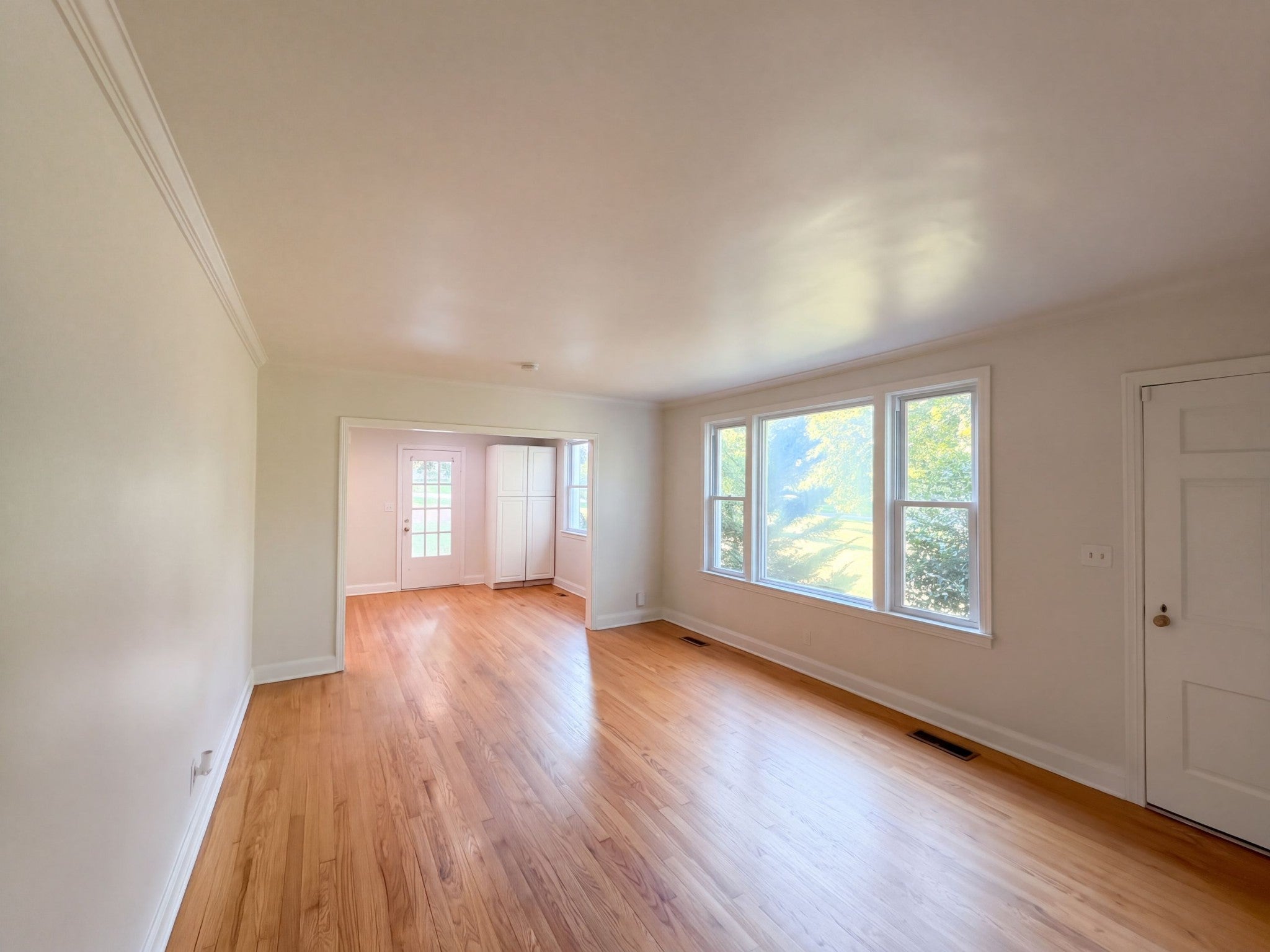 909 Tower Pl