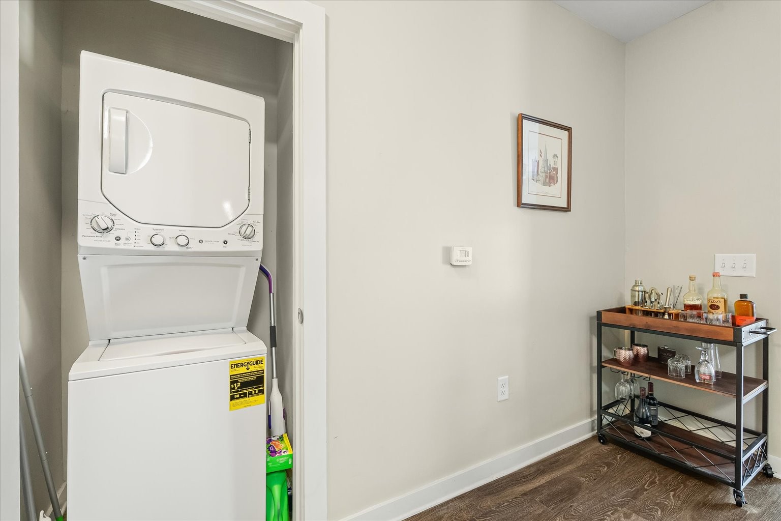 414 Rosedale Ave 209