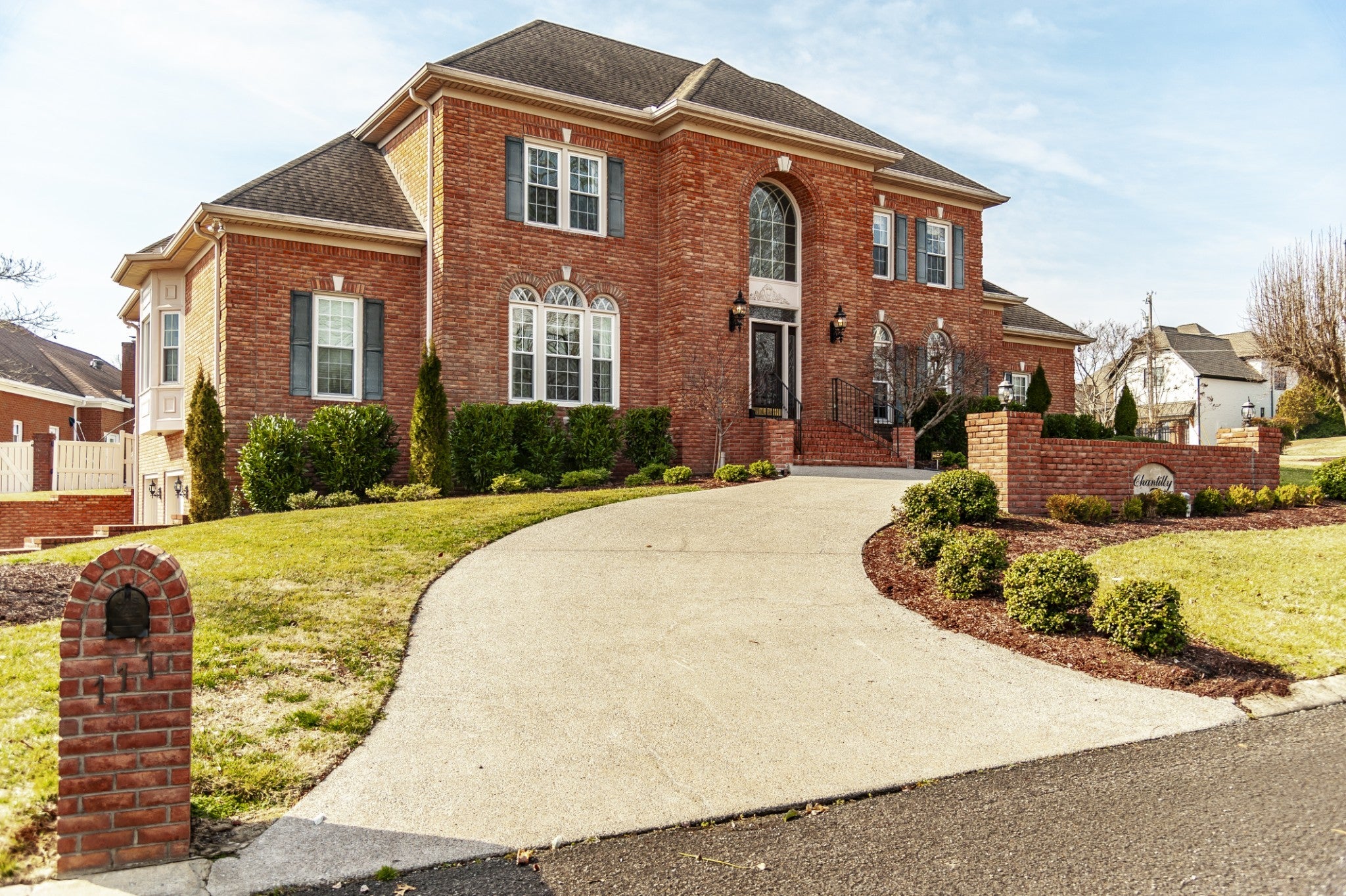 111 Governors Point Blvd