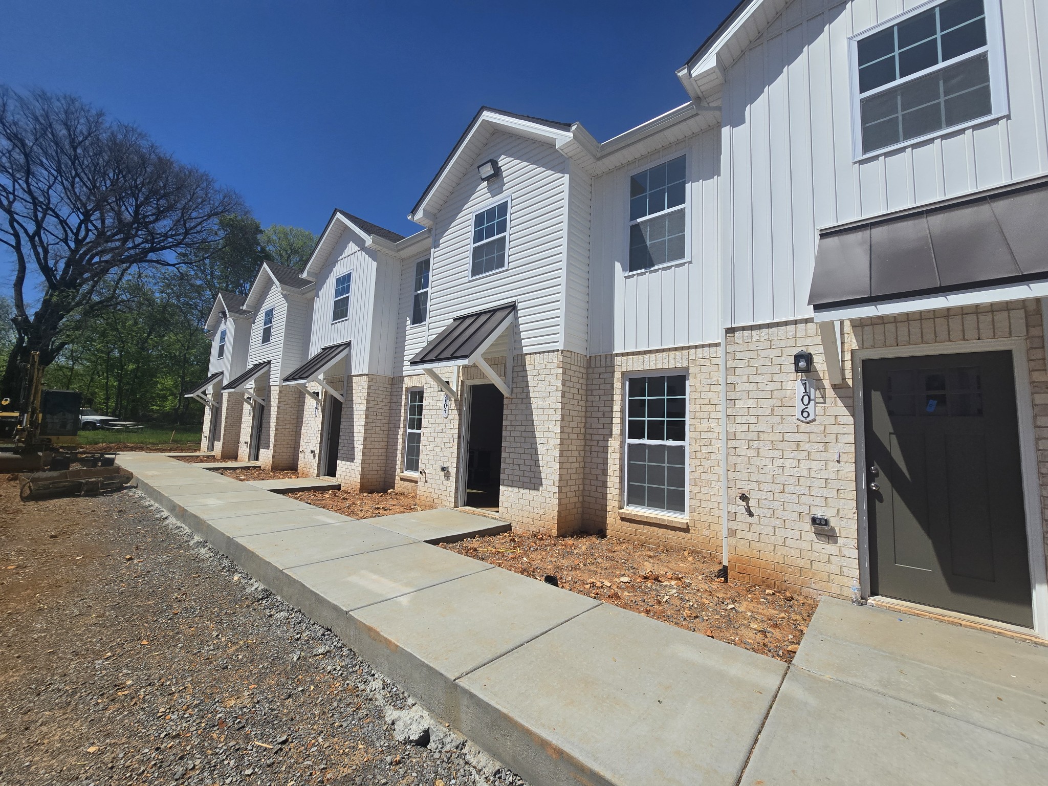 404 Beech St 101