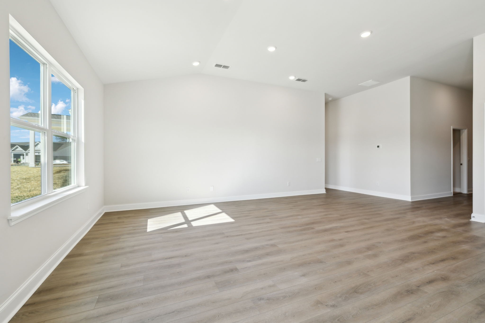 448 Stardust Dr