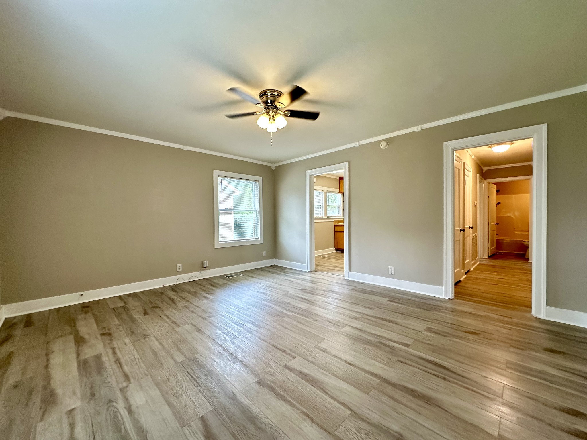 706 Woodmont Blvd