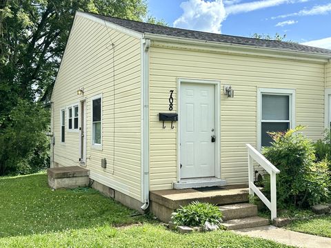 706 Woodmont Blvd Clarksville TN 37040