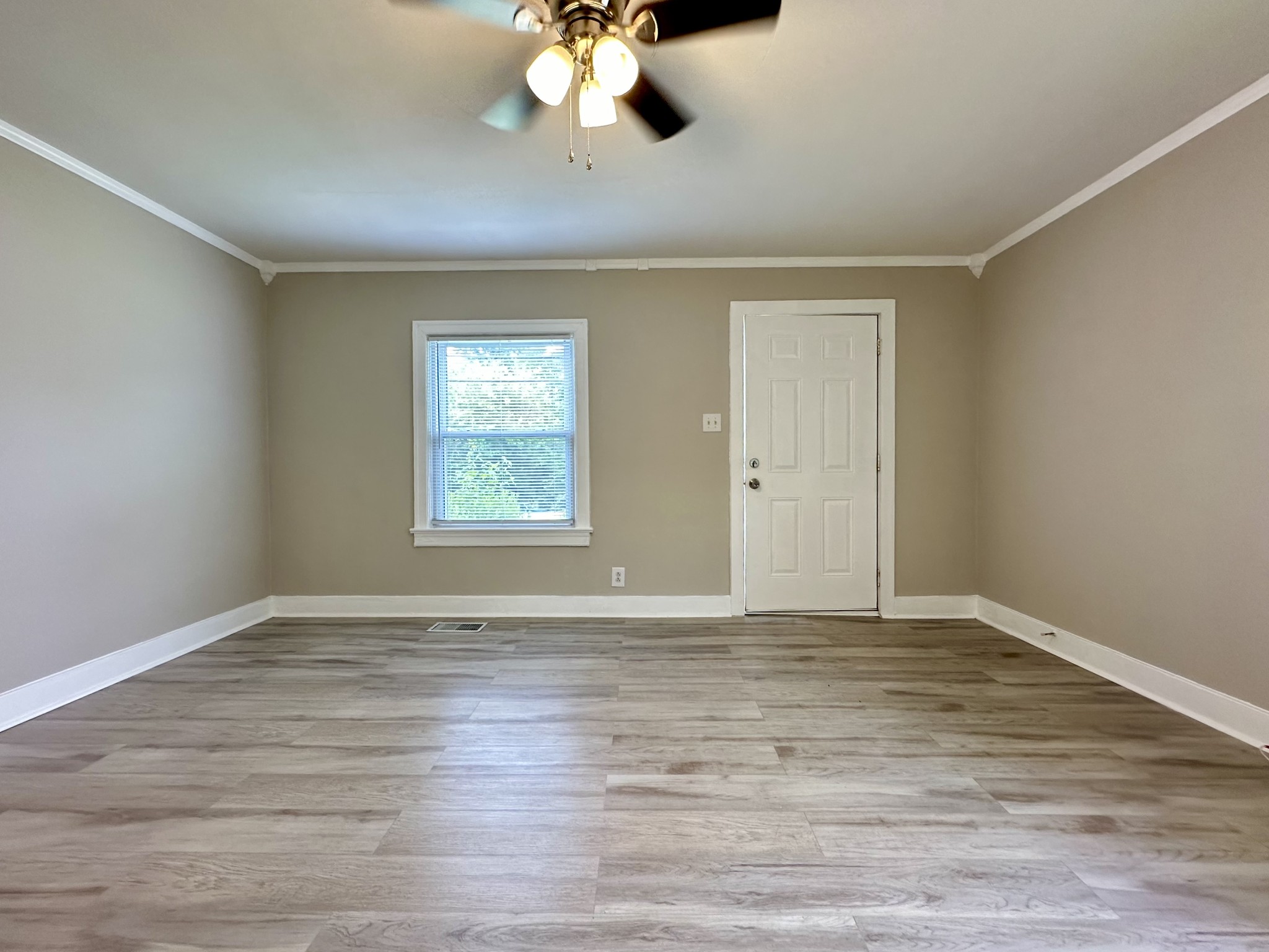 706 Woodmont Blvd