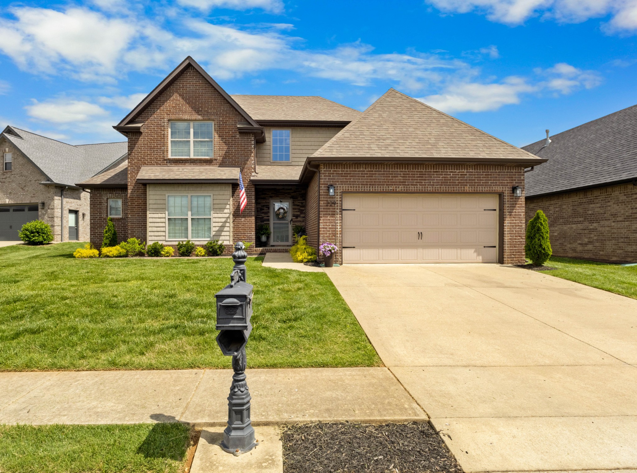 229 Dorchester Cir