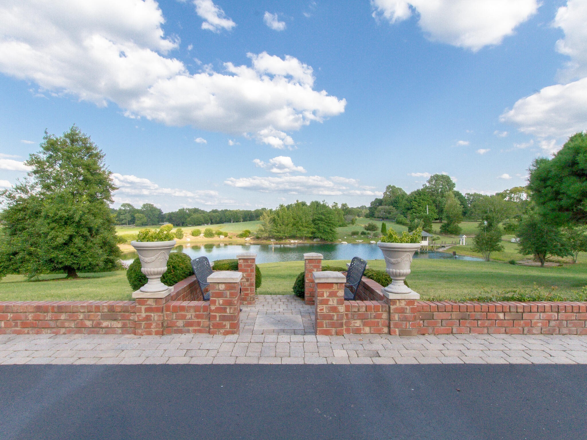 1480 Old Hunters Point Pike