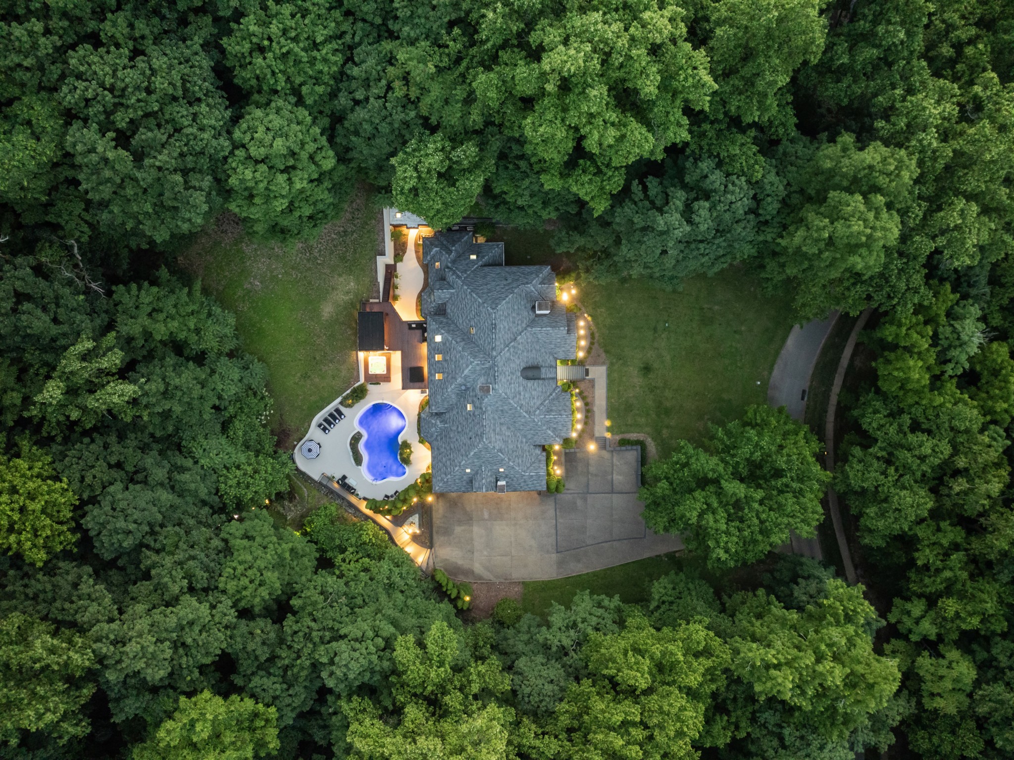 31 Annandale