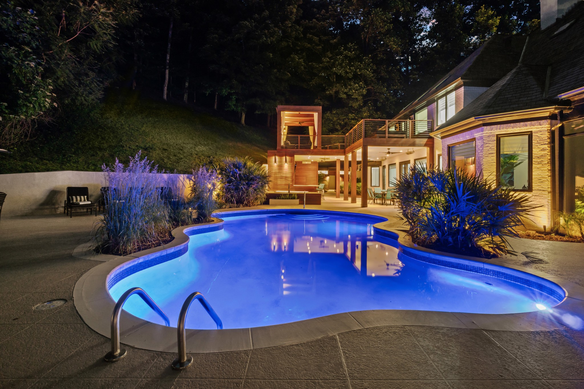 31 Annandale