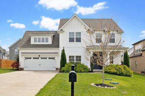 6404 Mottled Duck Dr Murfreesboro TN 37128