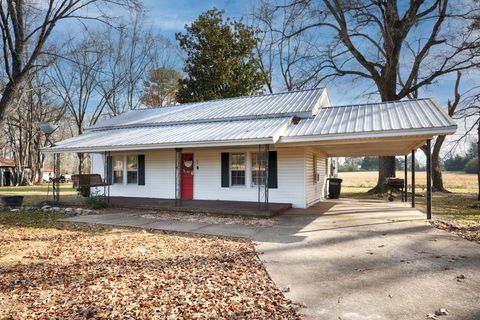 61 Minnie Brown Rd Ardmore TN 38449